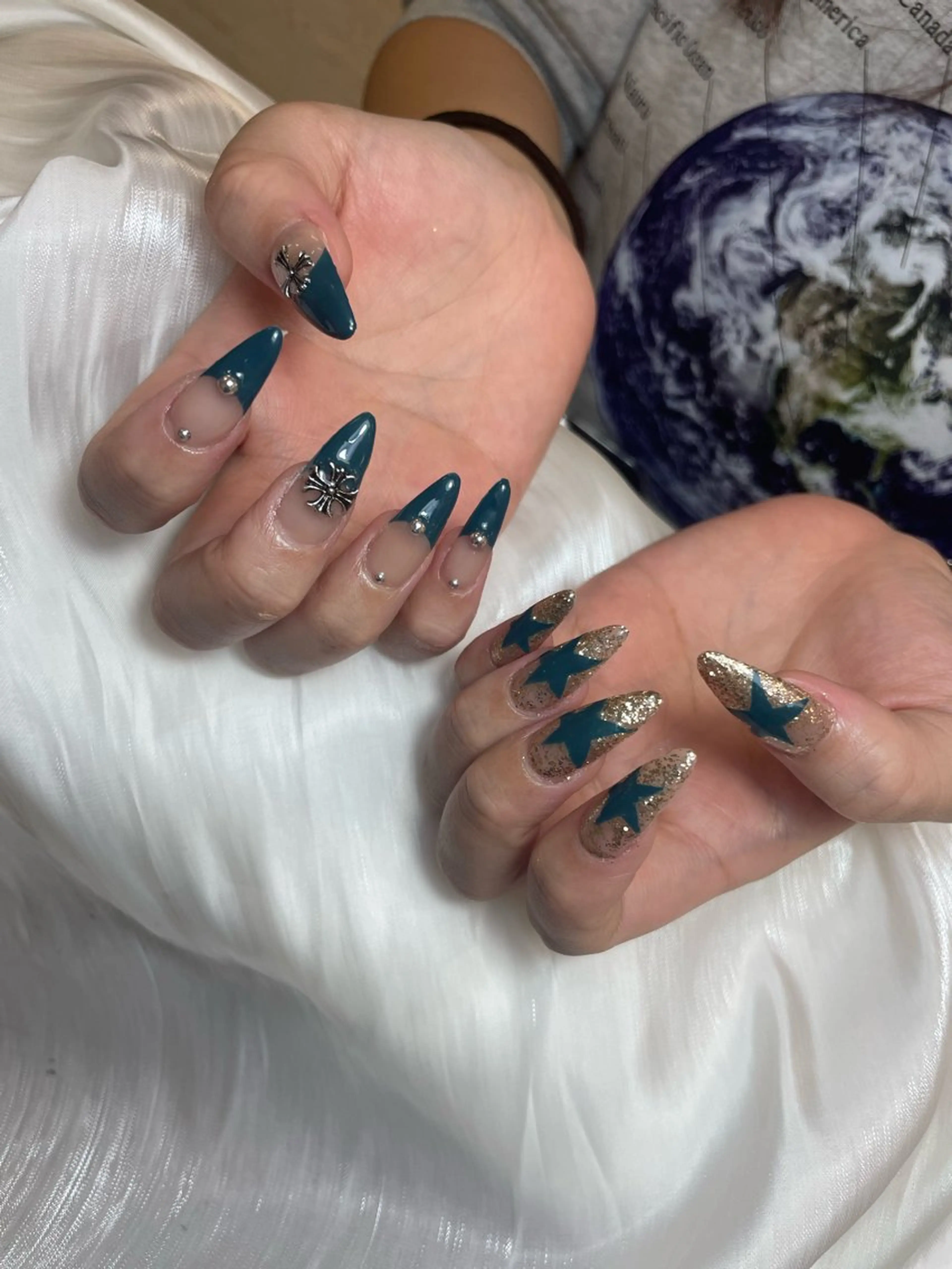 ネイル チークネイル フレンチネイル ジェルネイル ガラスフレンチ 韓国ネイル ハンドネイル ハンドケア Anh Nail 歌舞伎町のネイルデザイン