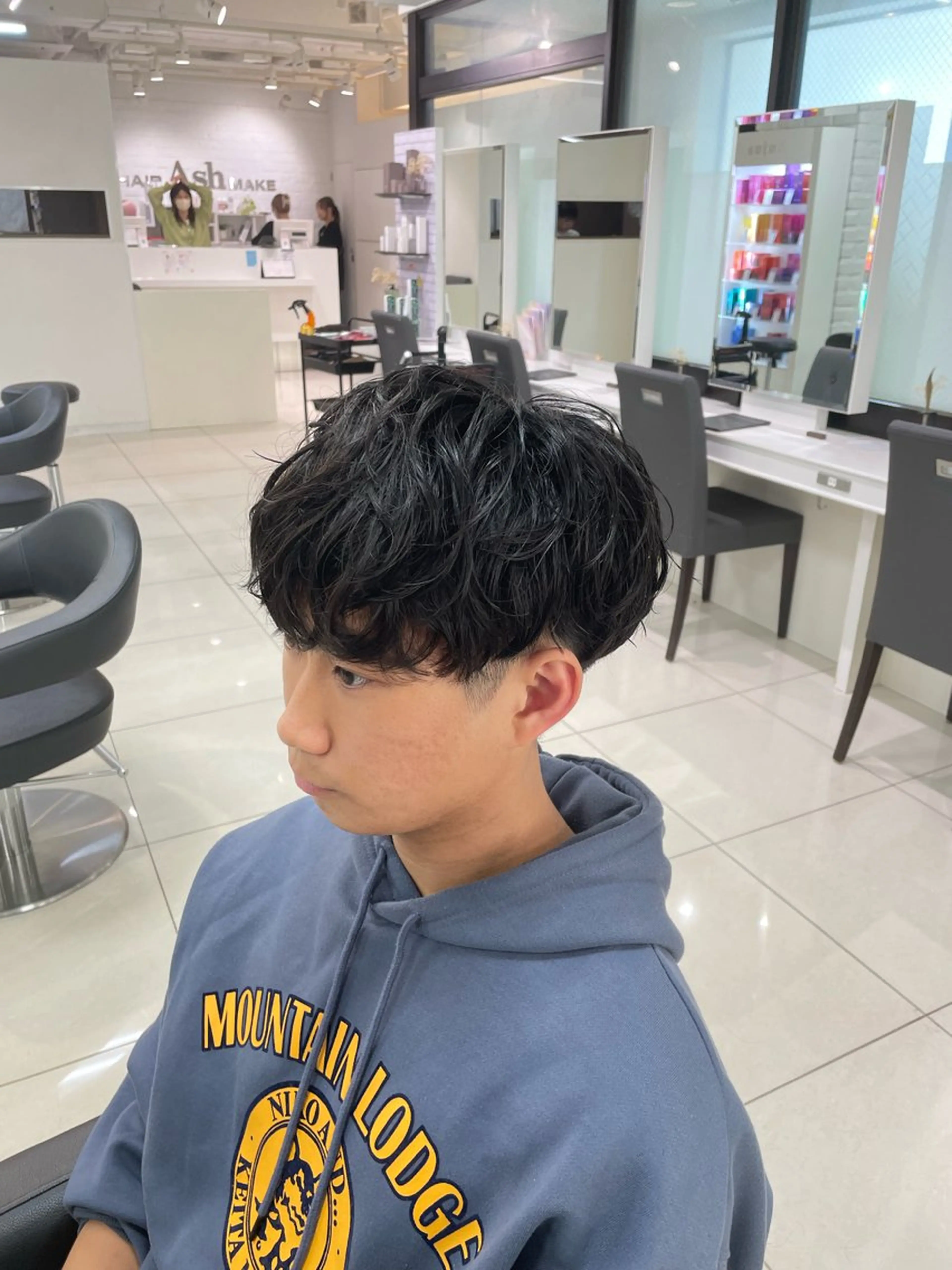 ショート パーマ メンズ メンズパーマ ニュアンスパーマ フェザーパーマ職人 🪶ryosukeのヘアスタイル