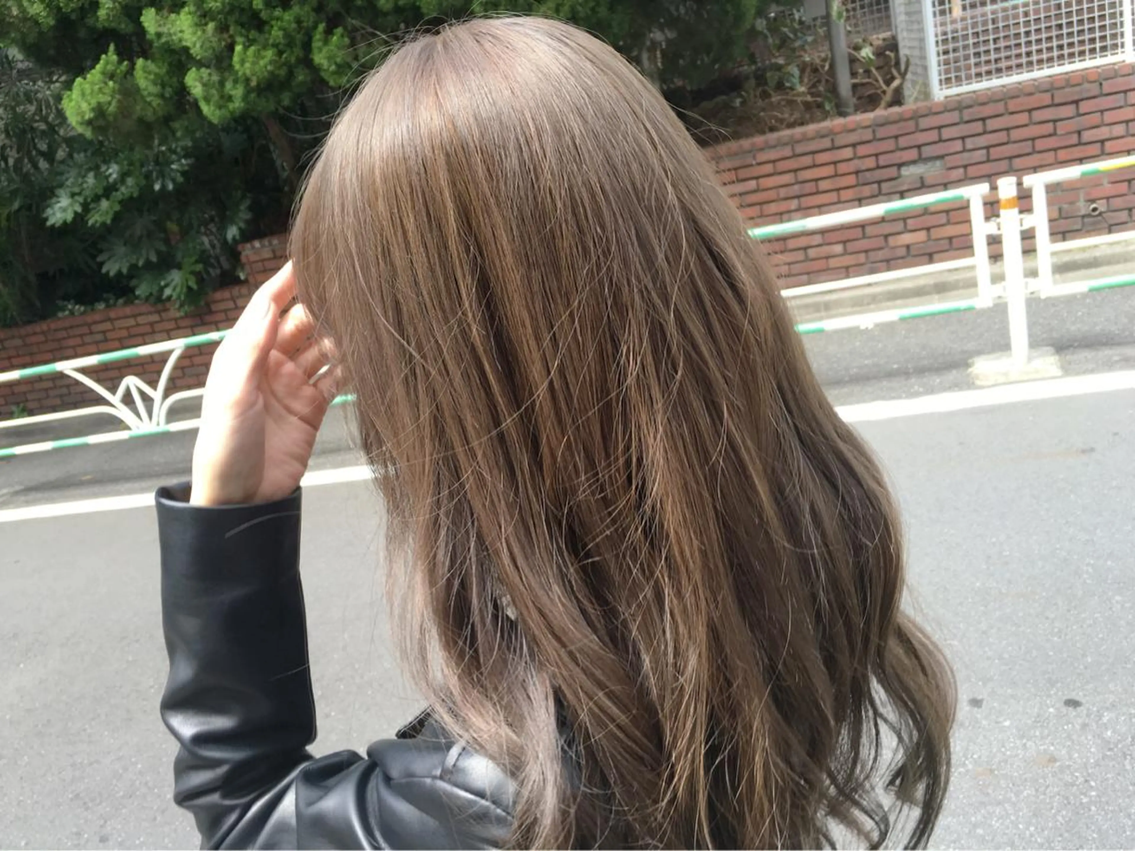 ロング カラー ブラウンカラー 🤍中野 レオ🤍のヘアスタイル