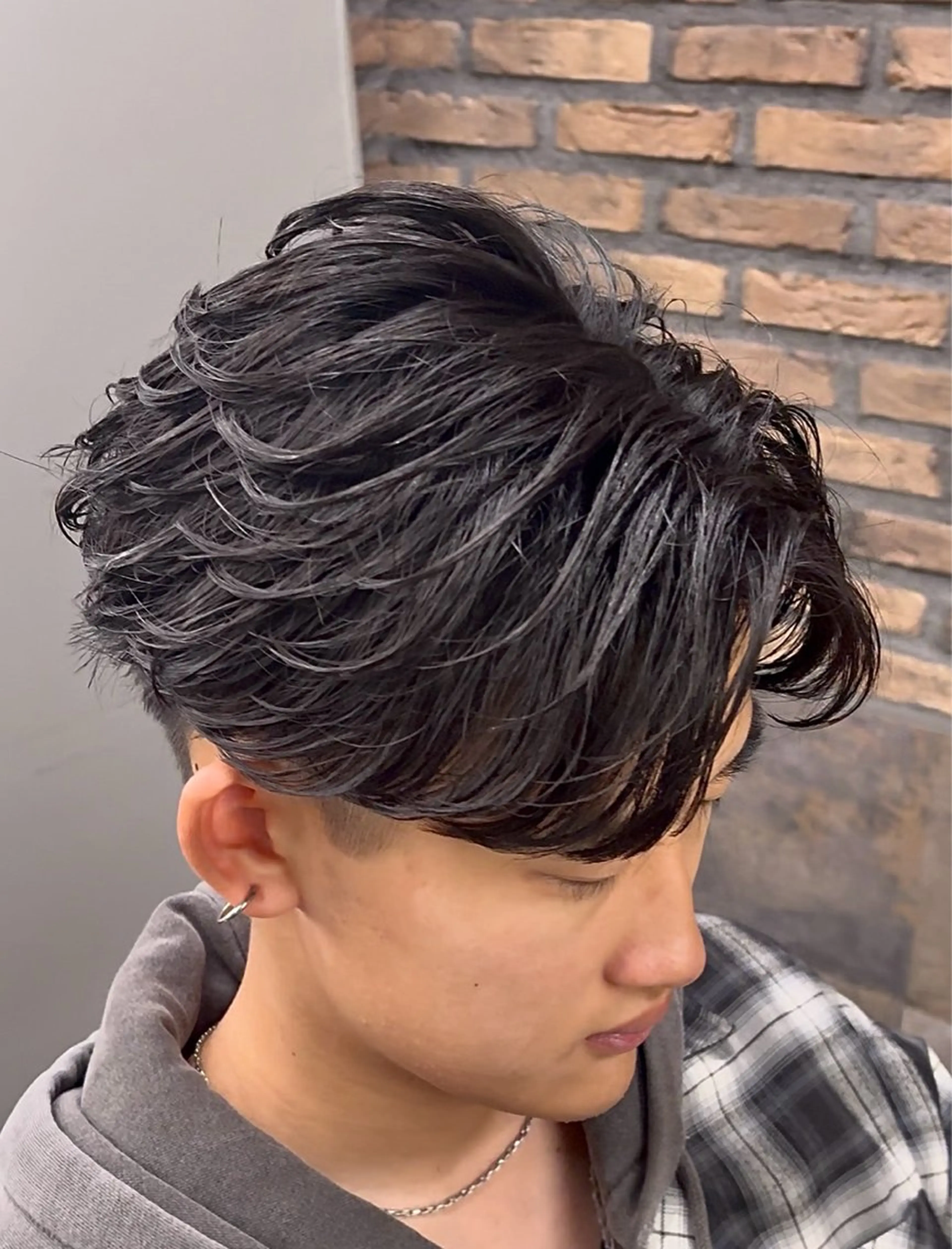 パーマ メンズ センターパート フェザーパーマ メンズハイライト メンズメッシュ マッシュ センターパート/フェ ザー🔥SHUYAのヘアスタイル