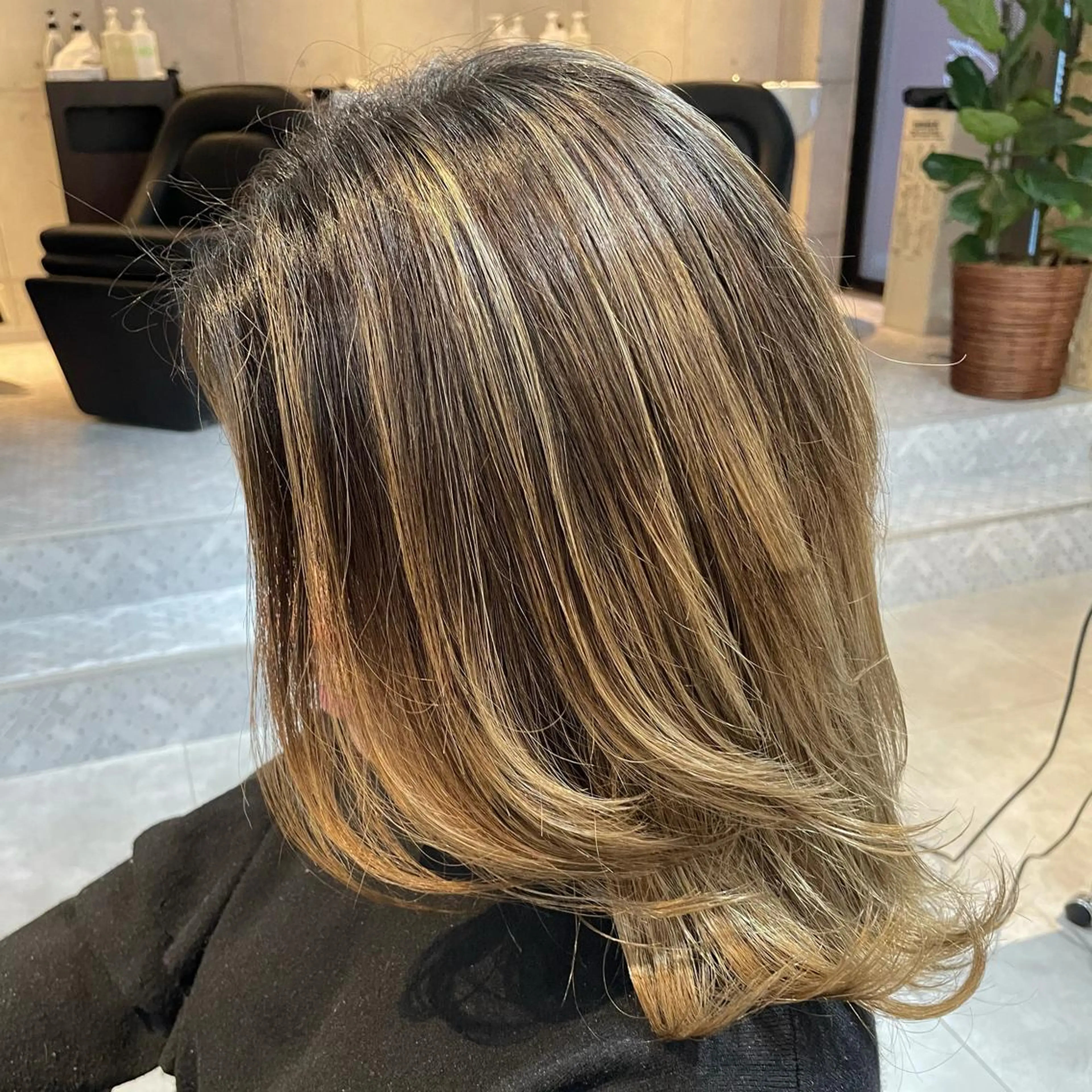 カラー ハイライトカラー オオカワユウキ 🎀newi池袋のヘアスタイル