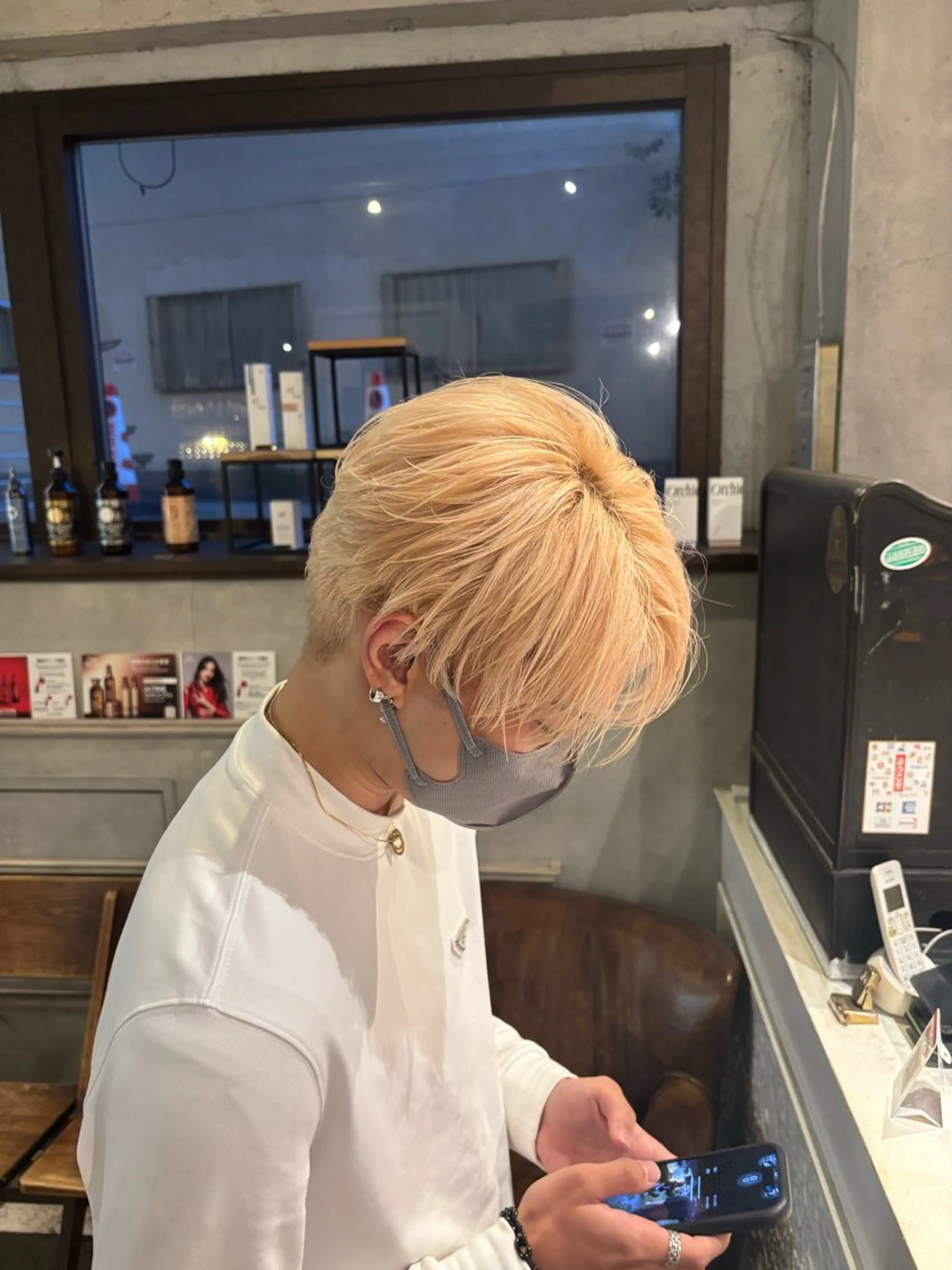 ショート ヘアカラー トリートメント ヘアセット ハイトーン/ リタッチ🫧竹村柾則のヘアスタイル