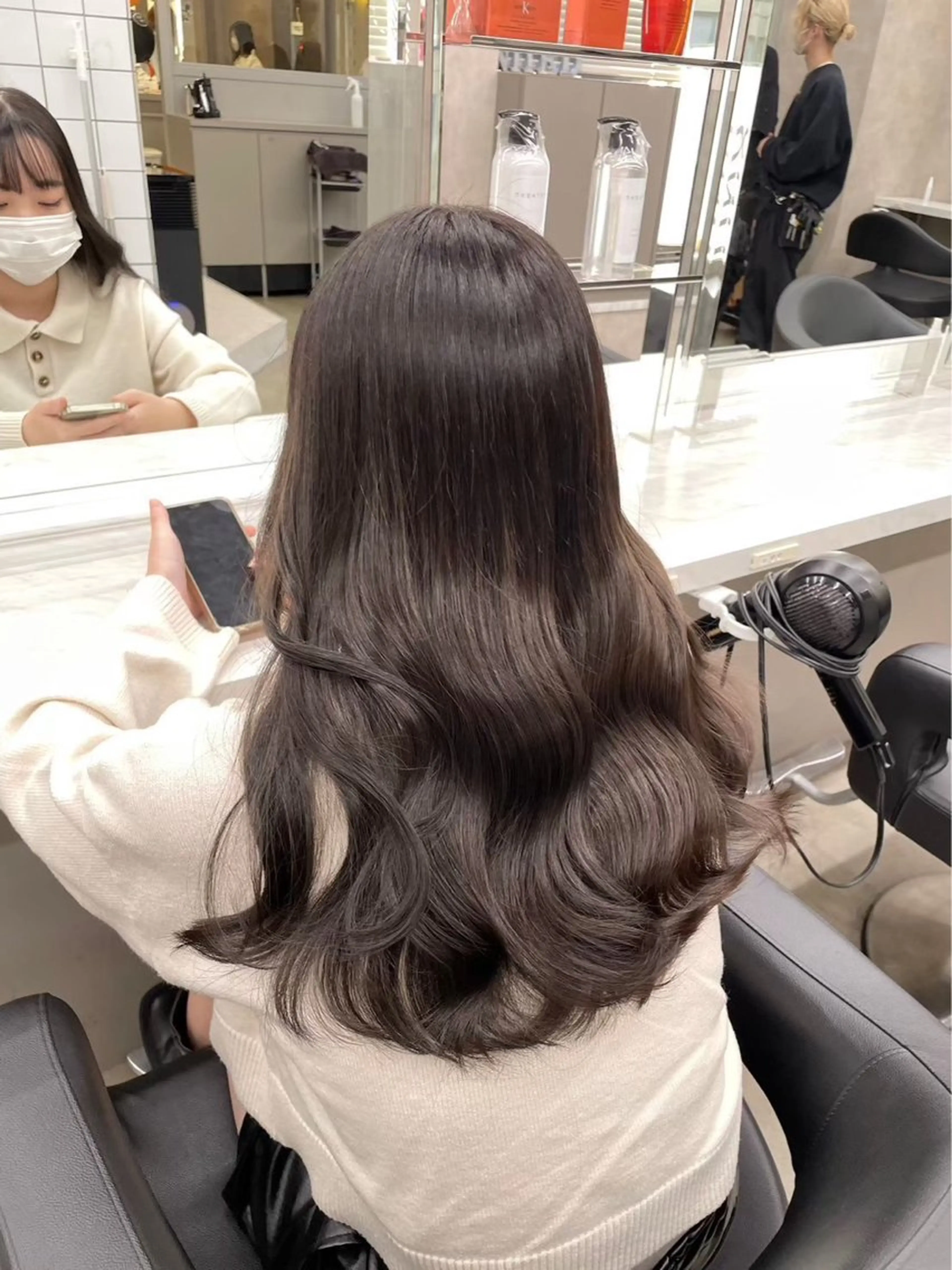 【🫧新規限定🫧】カット➕溢れる透明感ナチュラルカラー➕髪質改善トリートメント🧴🫧🤍の写真
