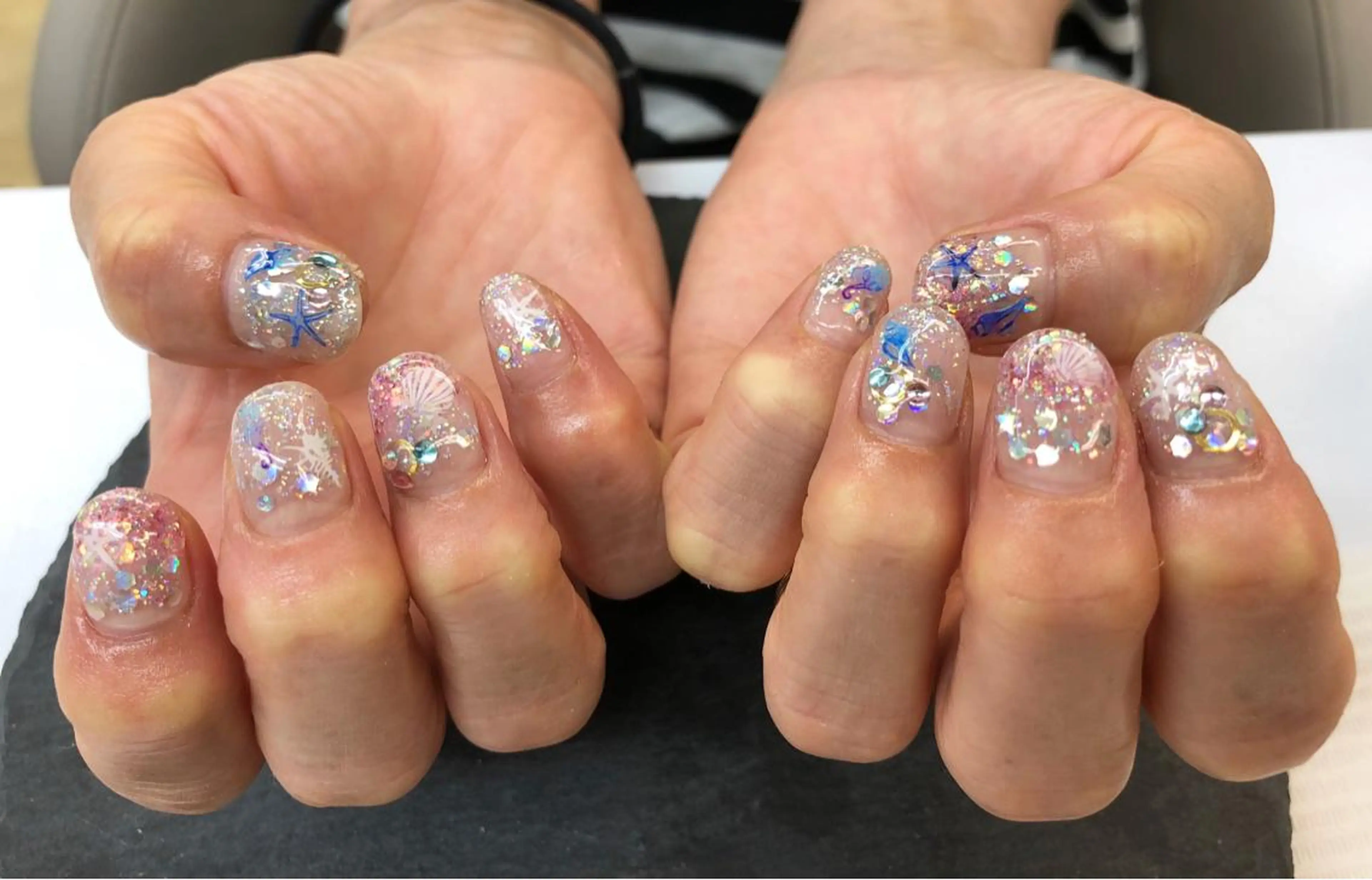 ネイル クリアネイル 夏ネイル esNail&eye イーズネイル＆アイのネイルデザイン
