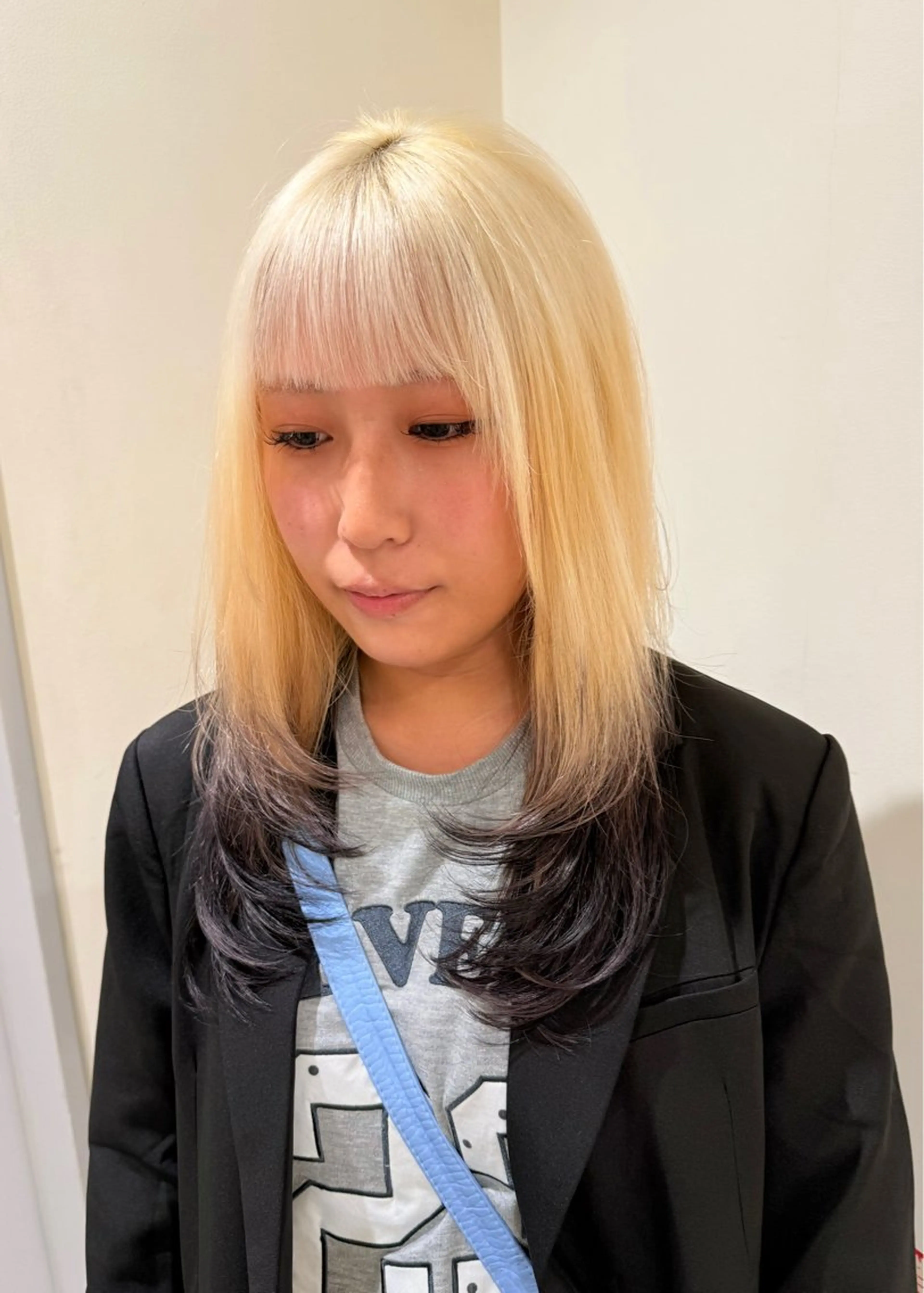 ロング カラー カット ヘアカラー トリートメント ハイトーンレイヤー 🥇稲垣颯太のヘアスタイル