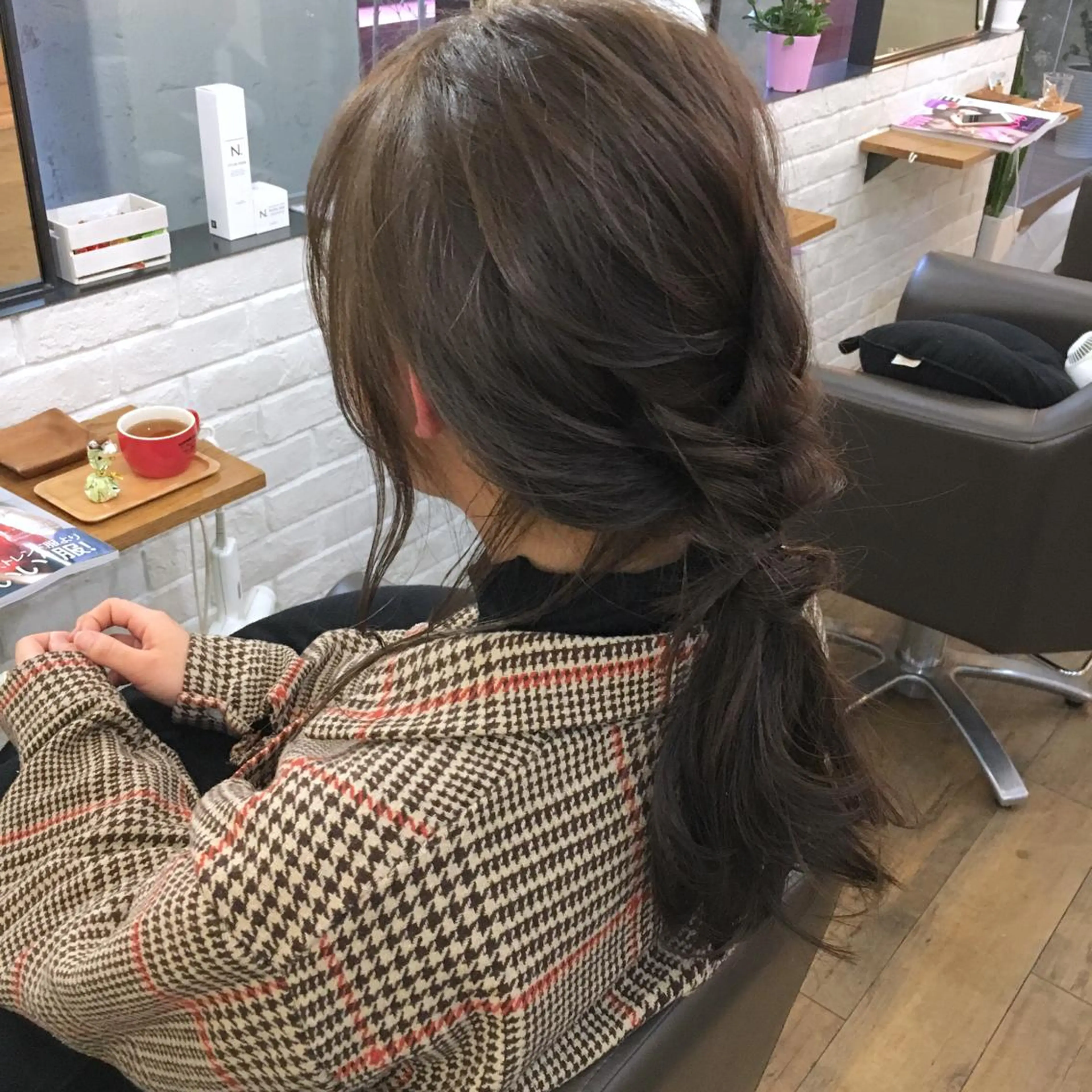 セミロング カラー ヘアアレンジ 上川 美幸のヘアスタイル