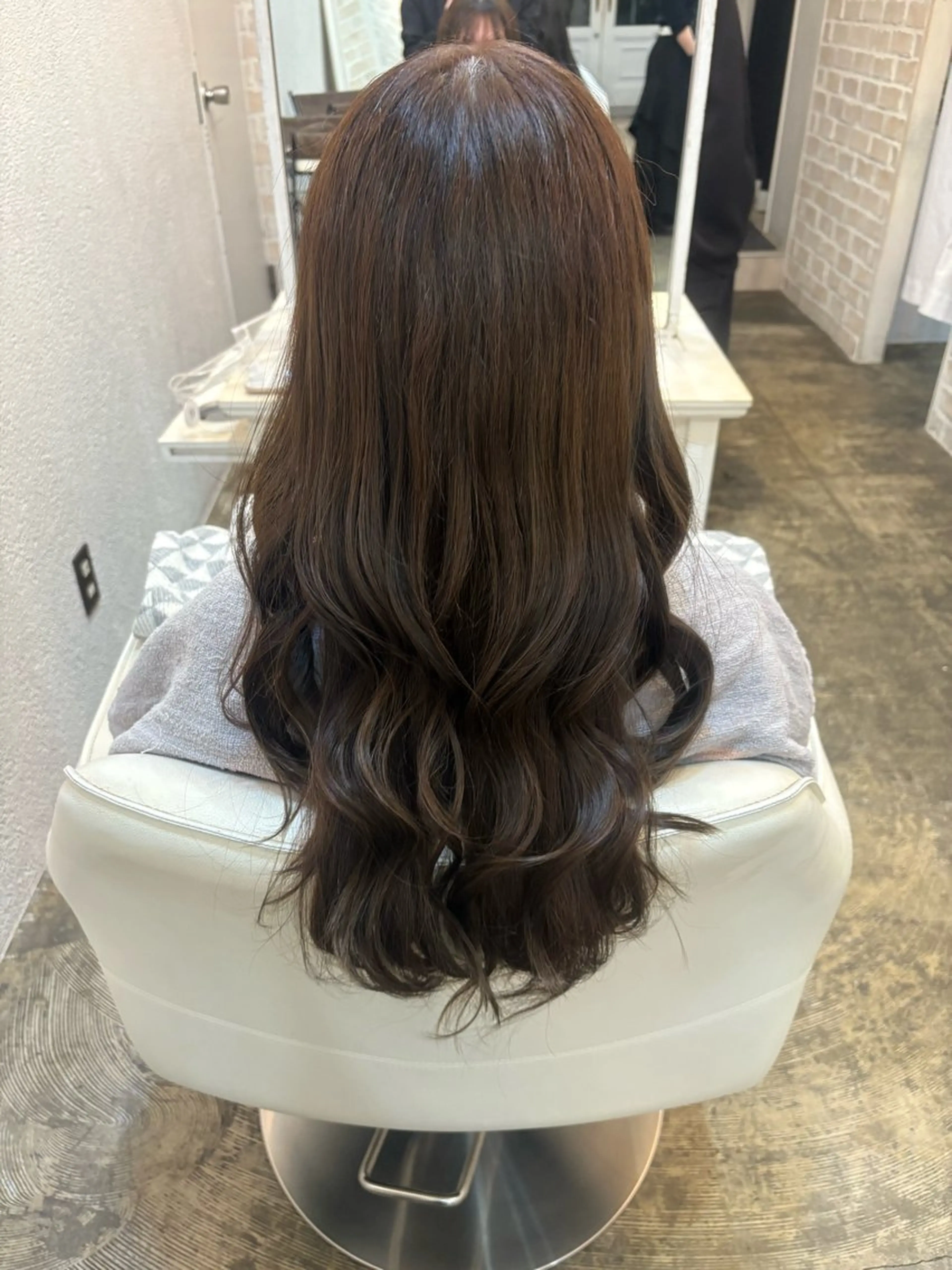 ロング カラー 縮毛矯正 木津奈保子💚 ✨艶髪のヘアスタイル