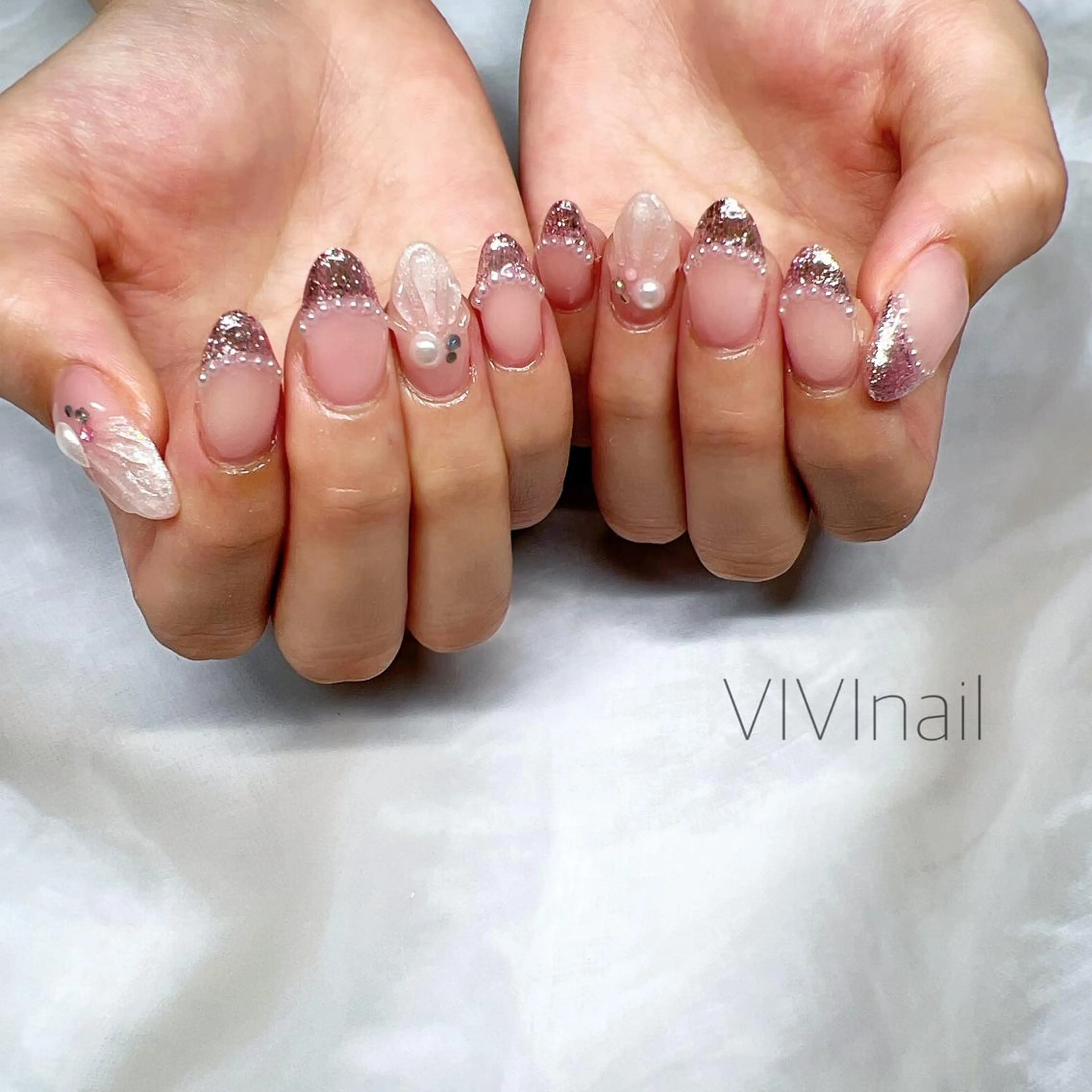 ネイル フレンチネイル ハンドネイル vivi nailのネイルデザイン