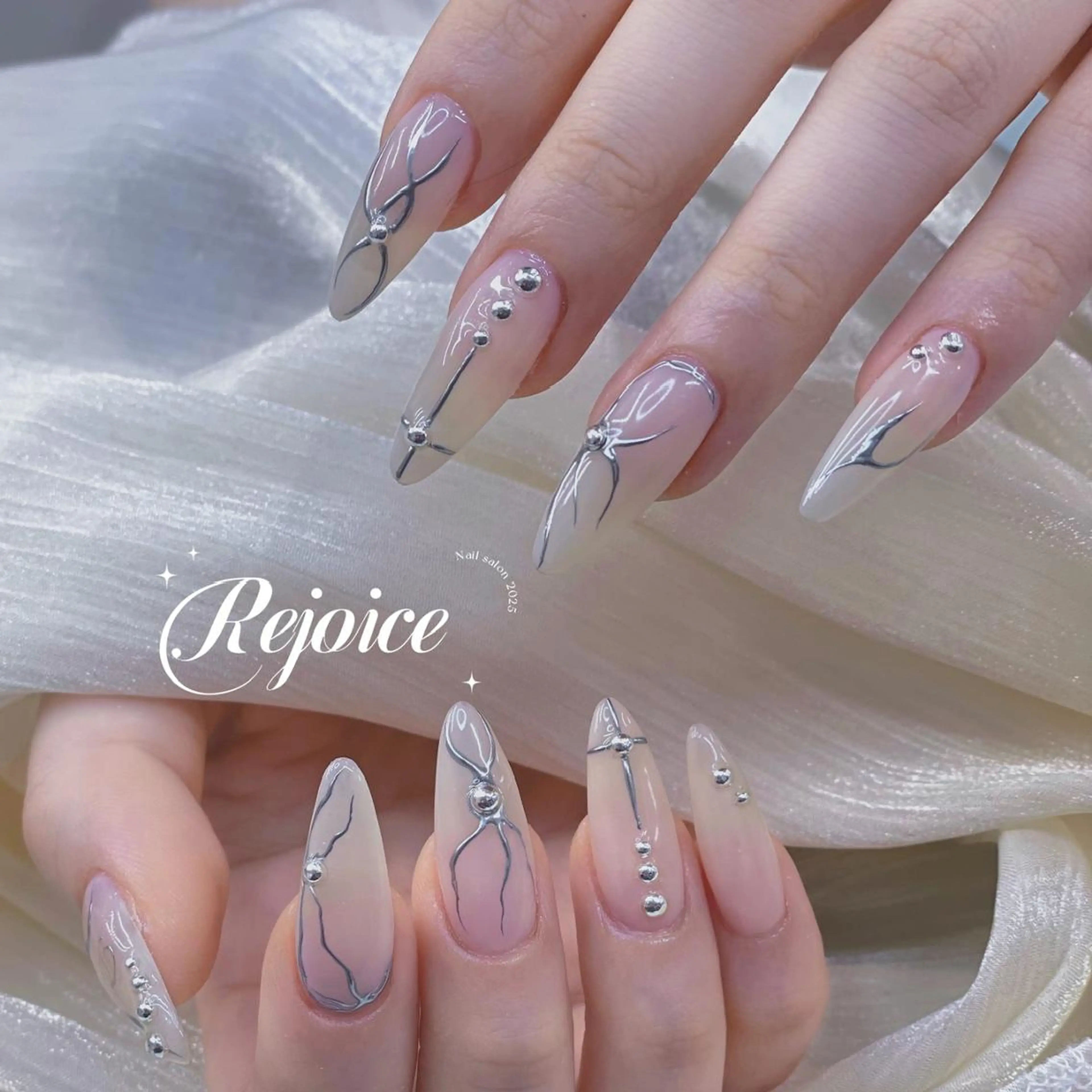 ネイル Rejoice Nail Salonのネイルデザイン