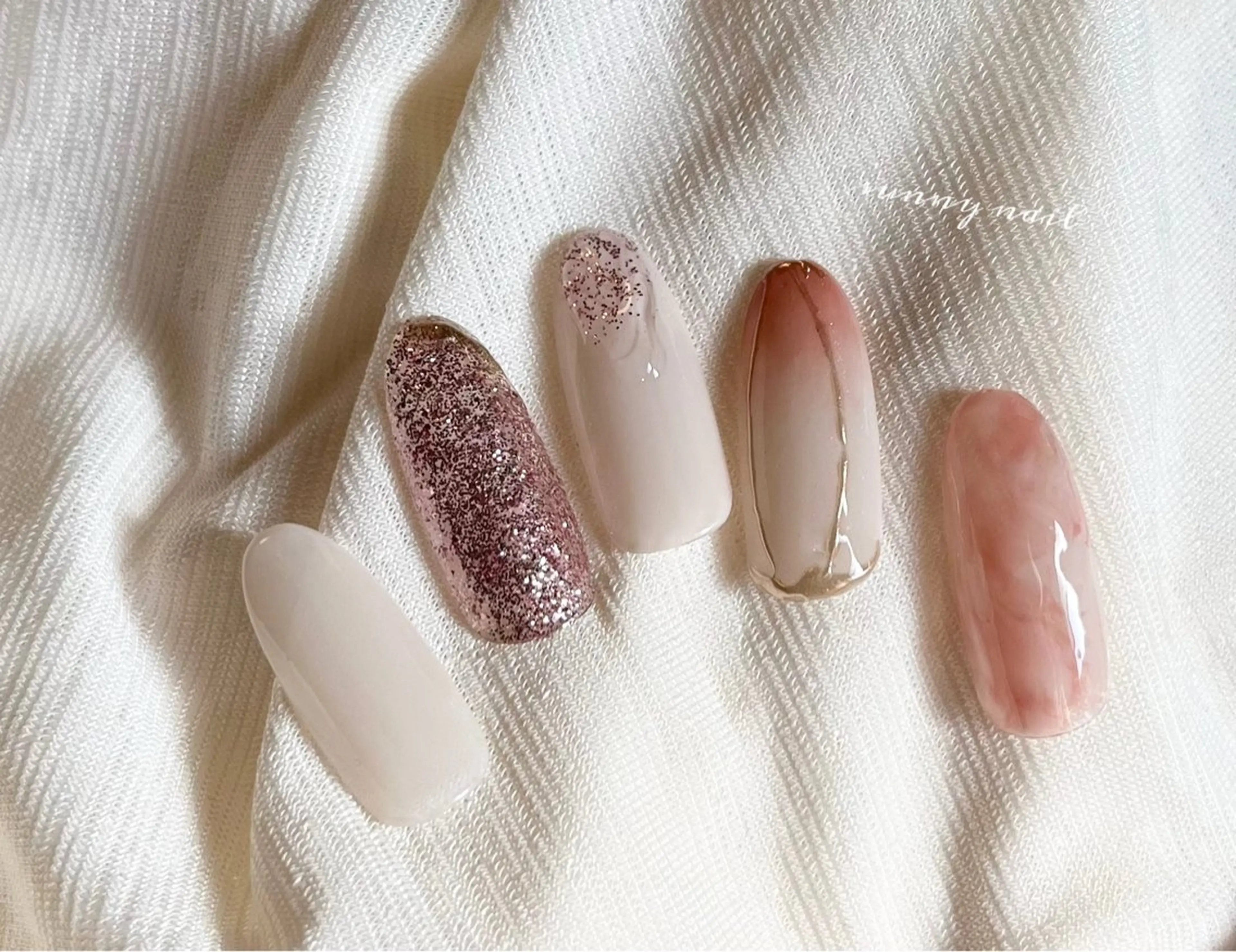 ネイル ジェルネイル マグネットネイル パラジェル 春ネイル sunny nailのネイルデザイン