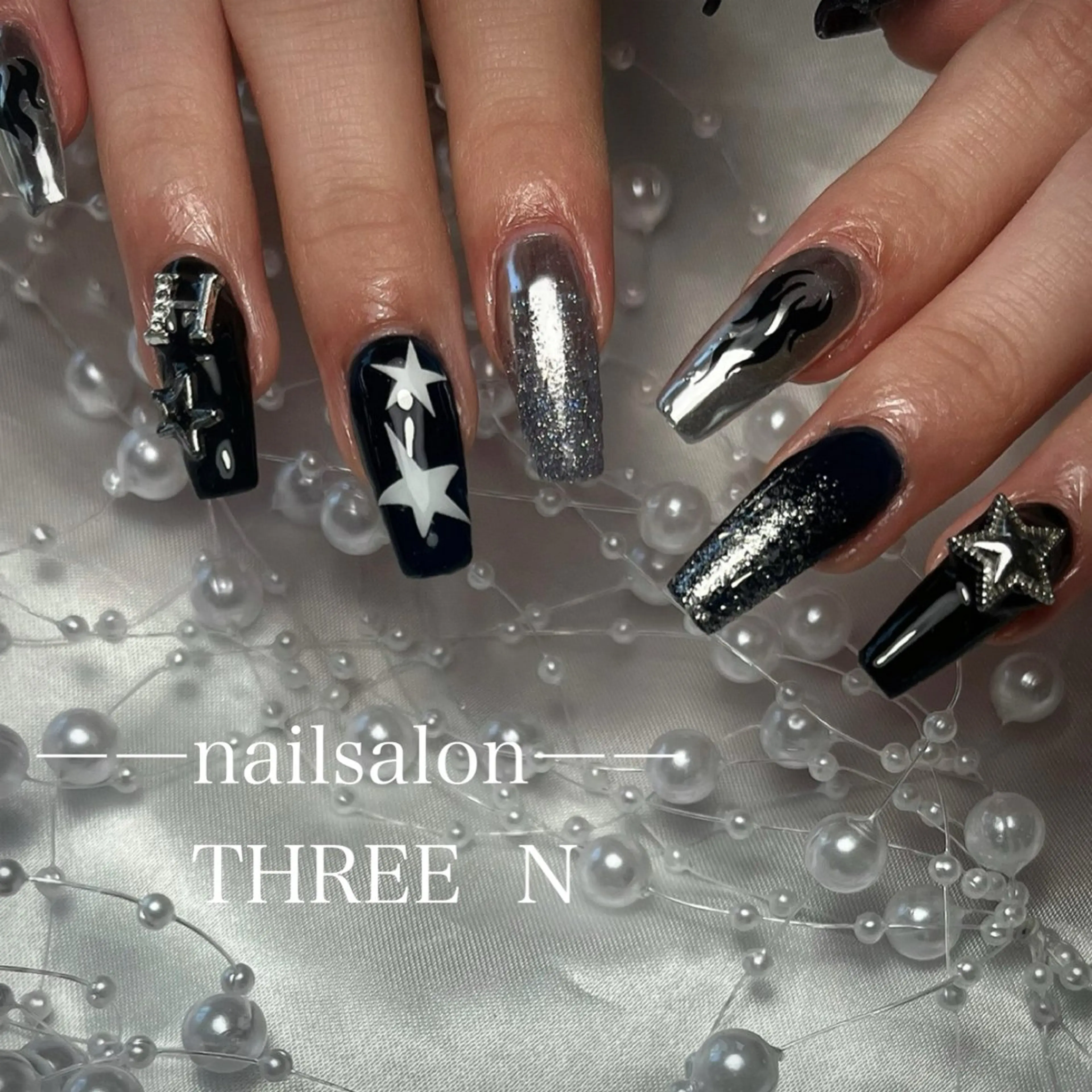 ネイル ハンドネイル Nail Salon THREE  Nのネイルデザイン
