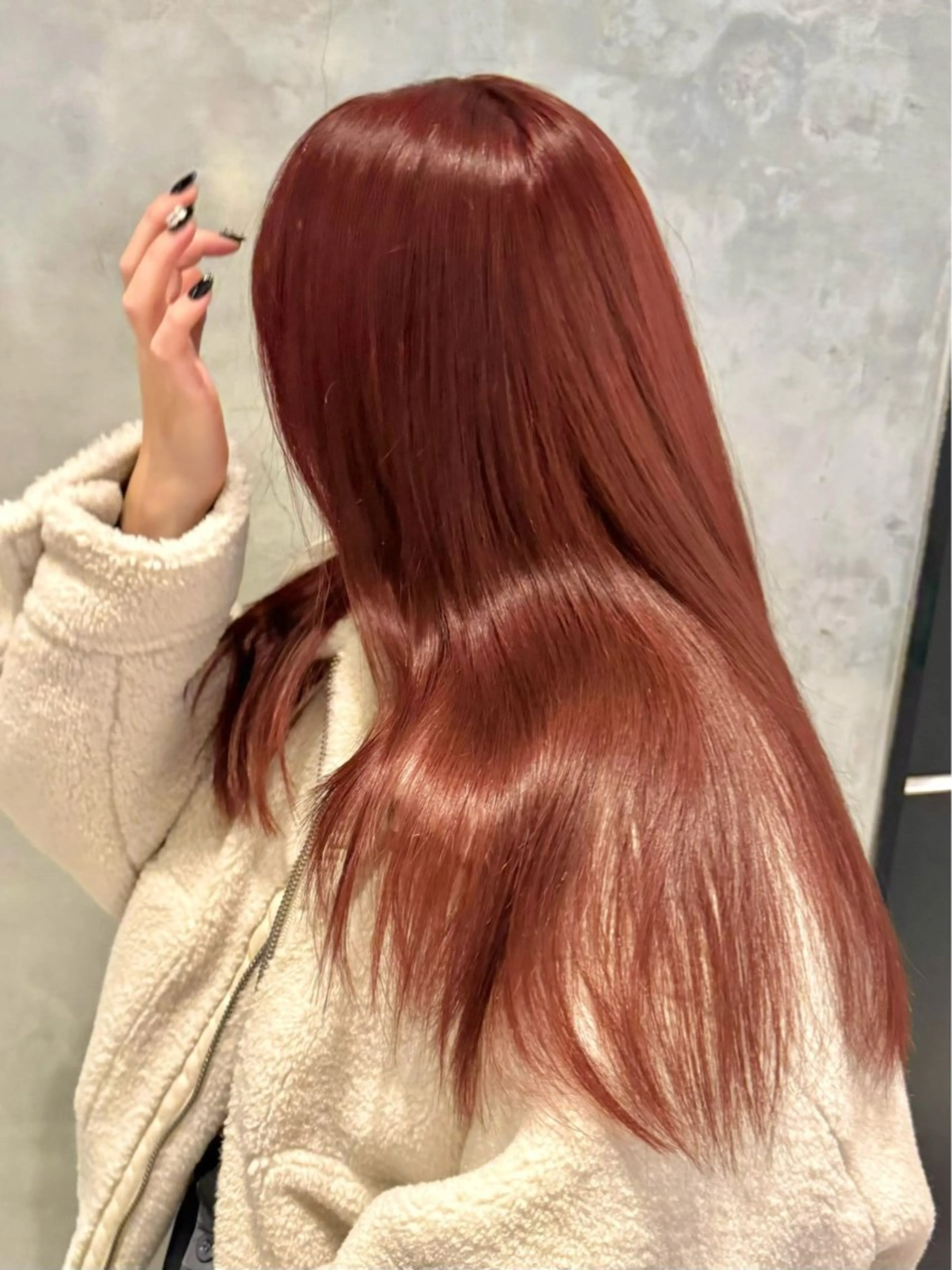 ミディアム カラー ヘアアレンジ 暖色ダブルカラーボブ レイヤー🌈AINAのヘアスタイル