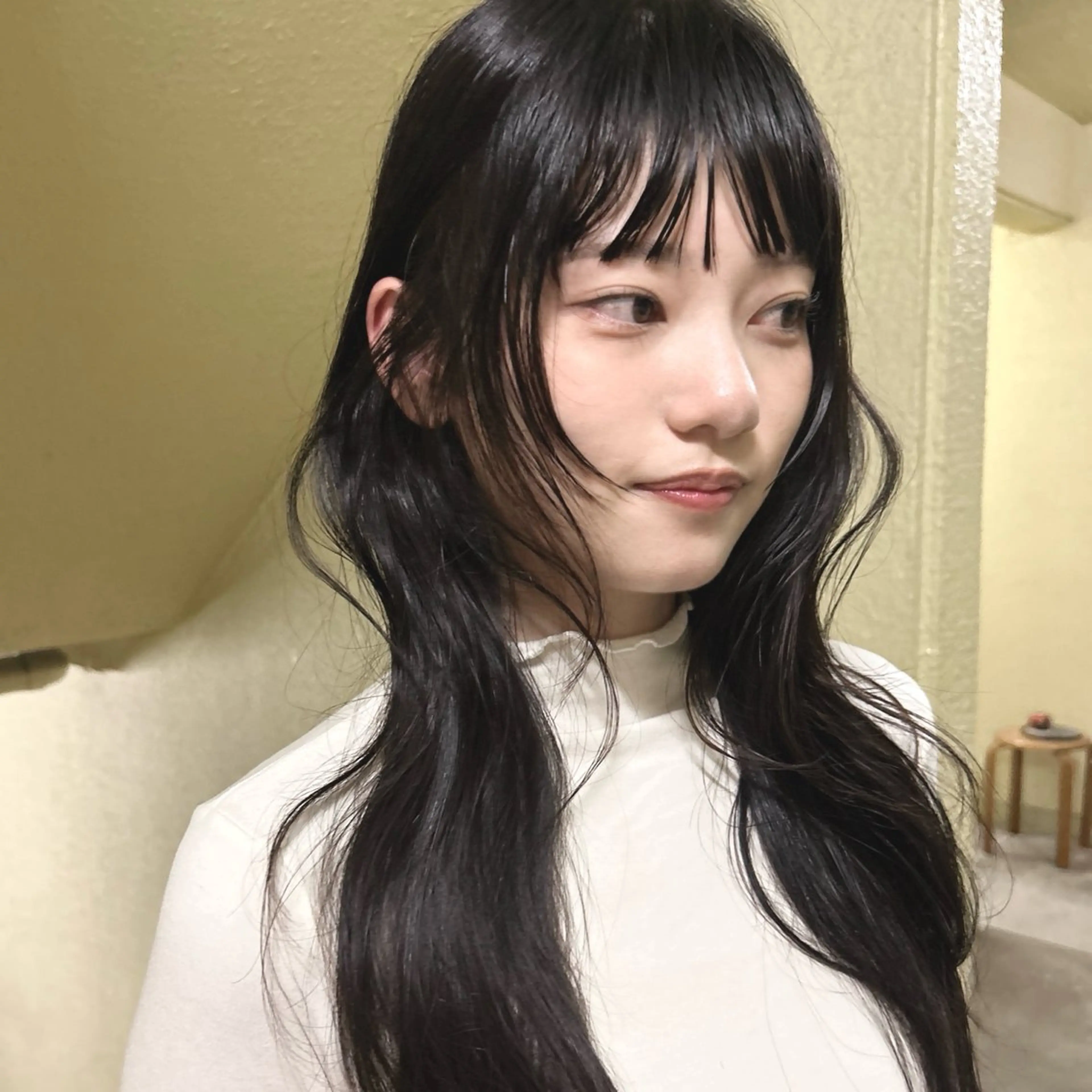 ロング カラー グレージュ レイヤーカット ロング カット ヘアカラー トリートメント レイヤーカット/栄/ 顔周り/キトウモエノのヘアスタイル