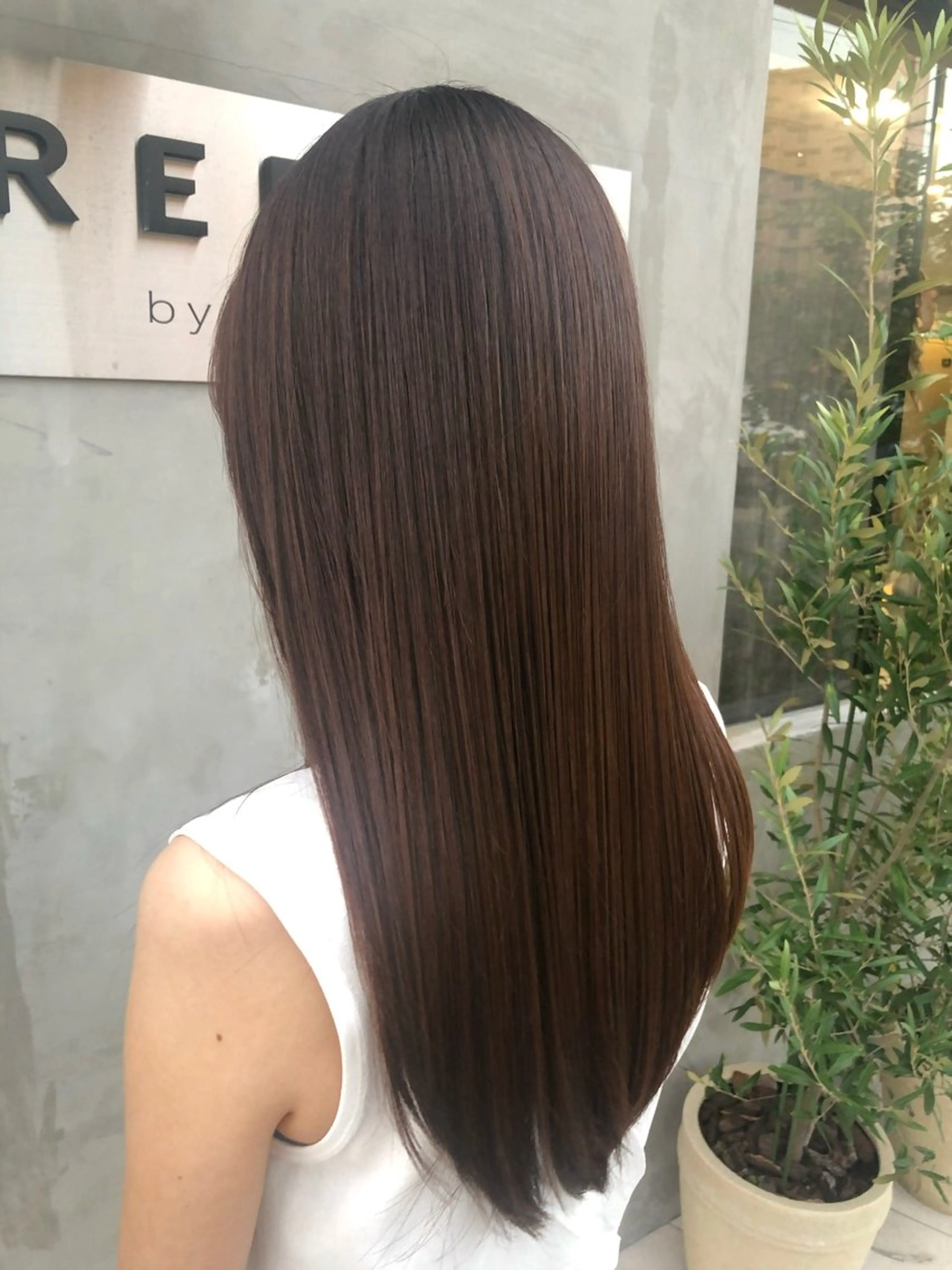 ロング カット 縮毛矯正 【髪質改善】 【酸性ストレート】のヘアスタイル