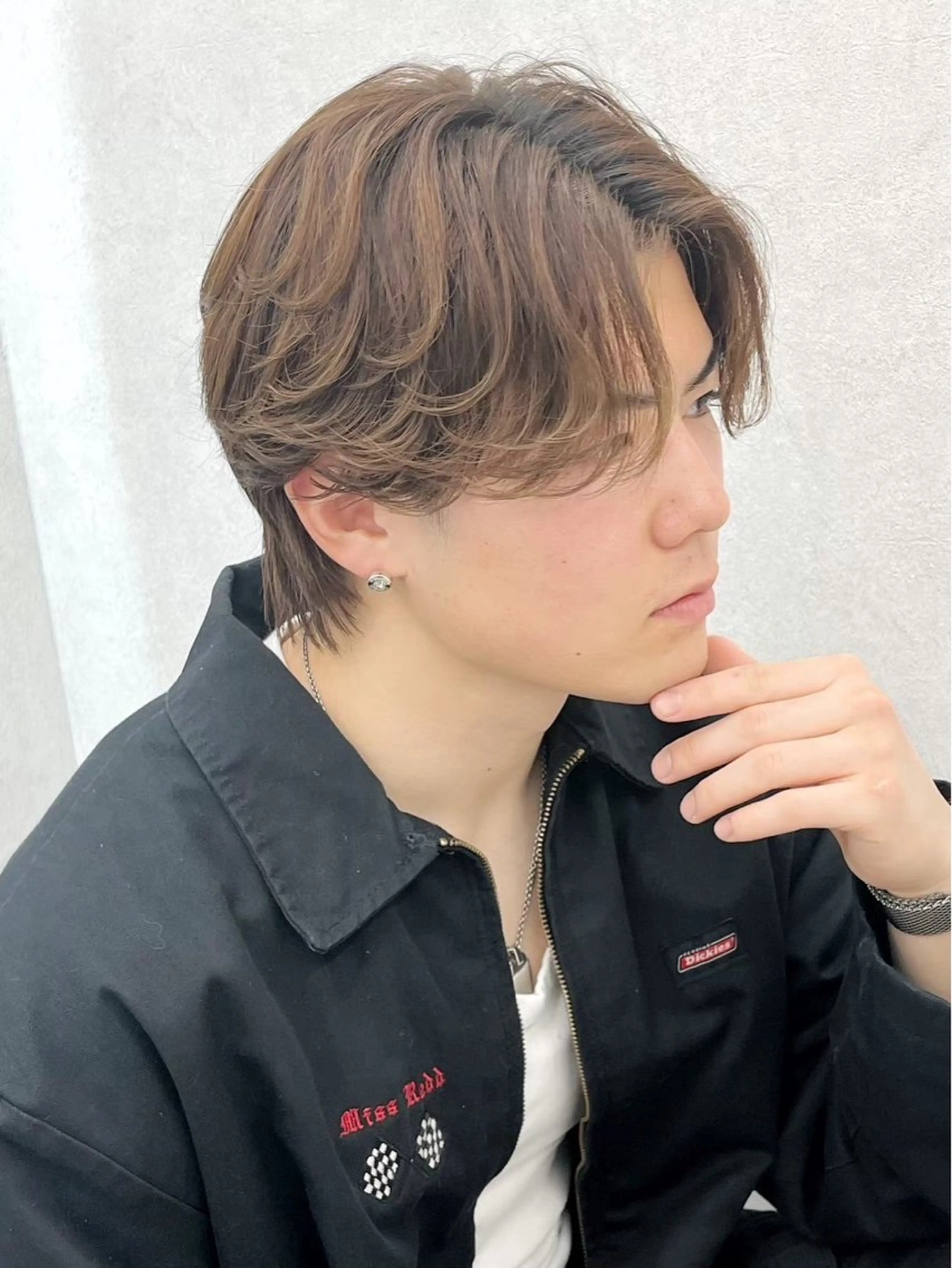ミディアム パーマ メンズ センターパート 岩井 虎大郎のヘアスタイル