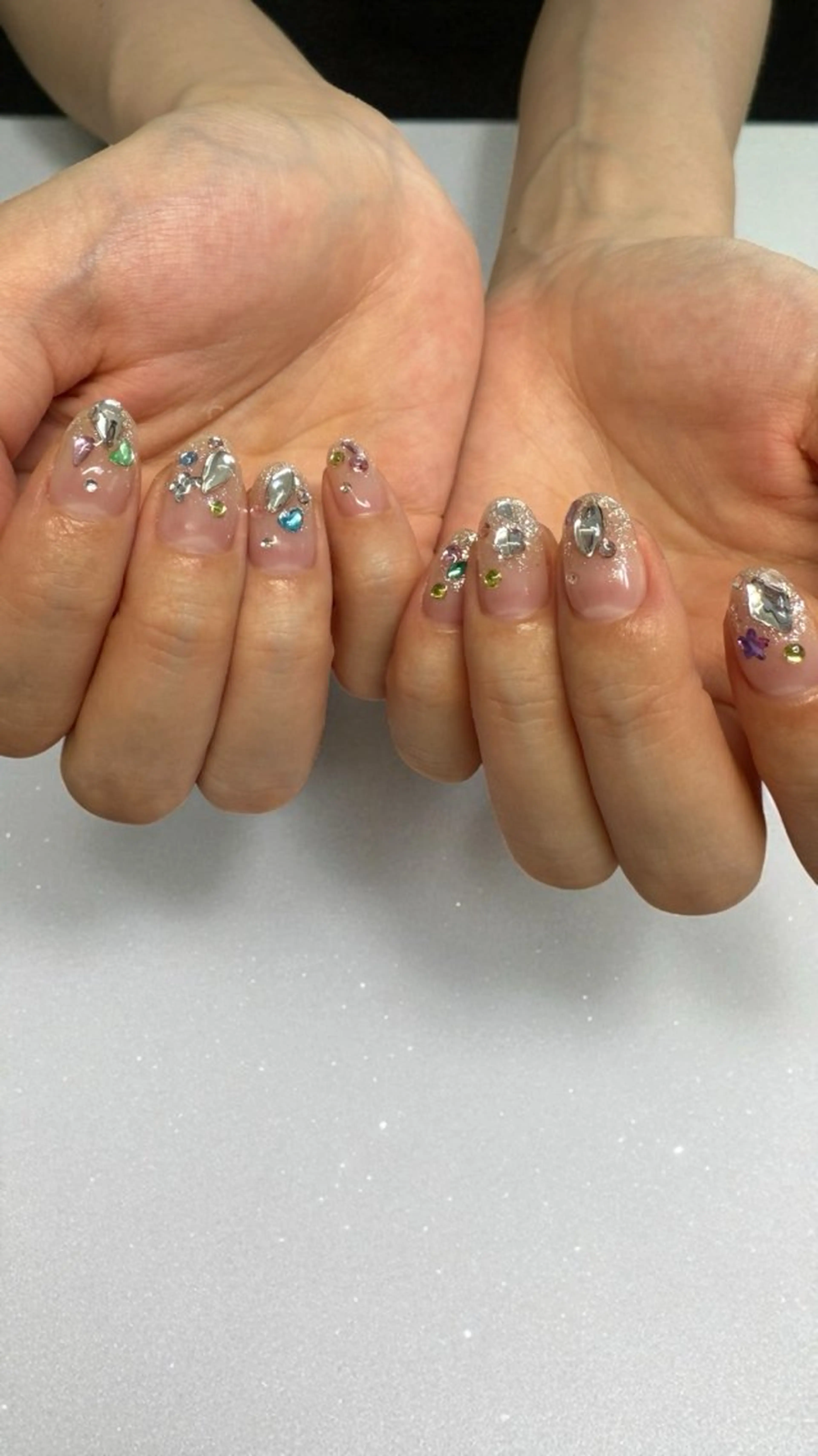 ネイル ジェルネイル ハードジェル ハンドネイル ハンドケア nail salon　Natural Cure所属・平井 彩香のネイルデザイン