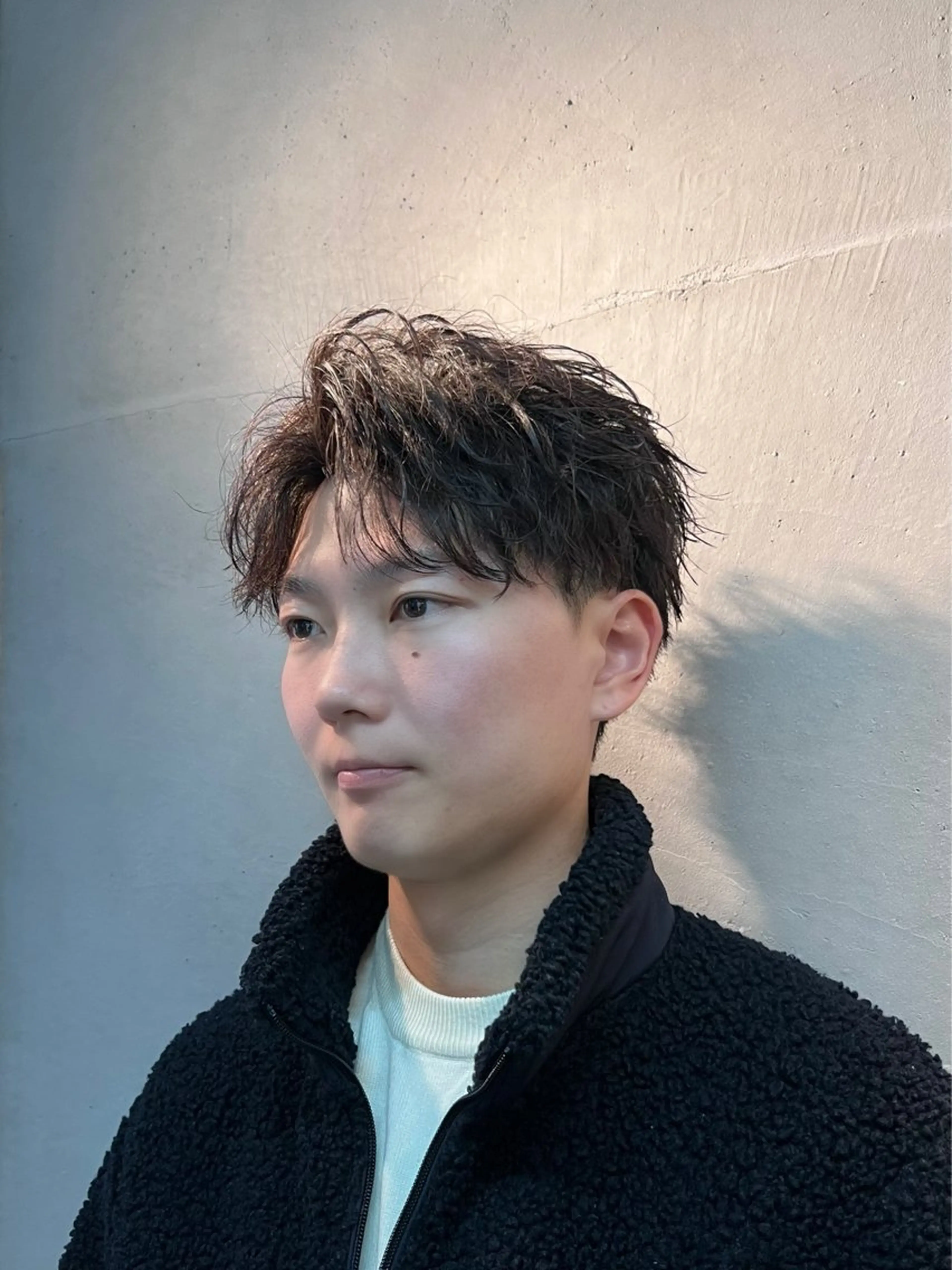 ショート パーマ メンズ センターパート メンズパーマ ショートヘア Alo所属・💥メンズパーマ /表参道/モント💥のヘアスタイル