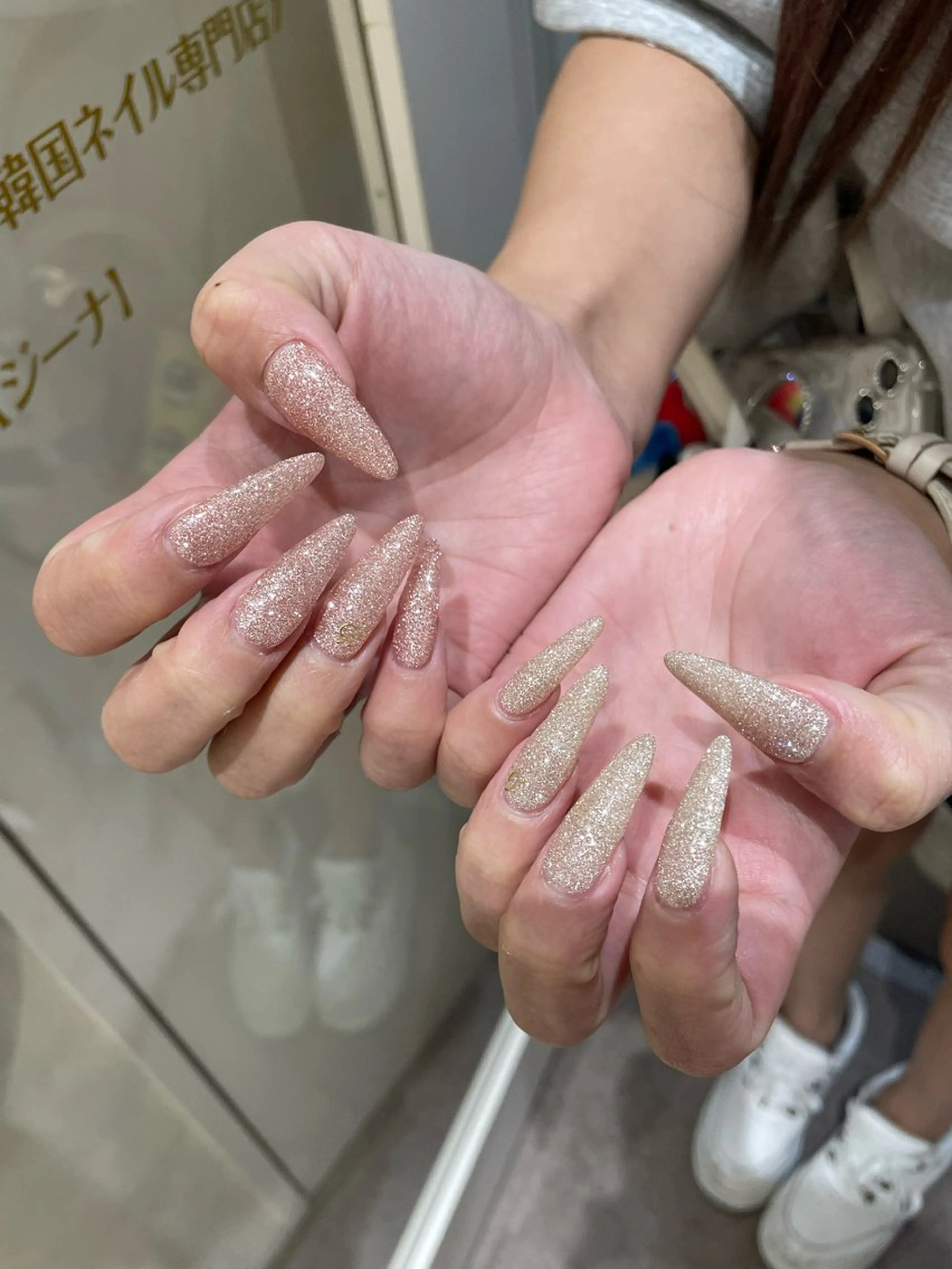 大人気❕❕フラッシュネイル【オフあり】🌐パラジェル/フィルイン/韓国ネイル/ワンホンネイルの写真