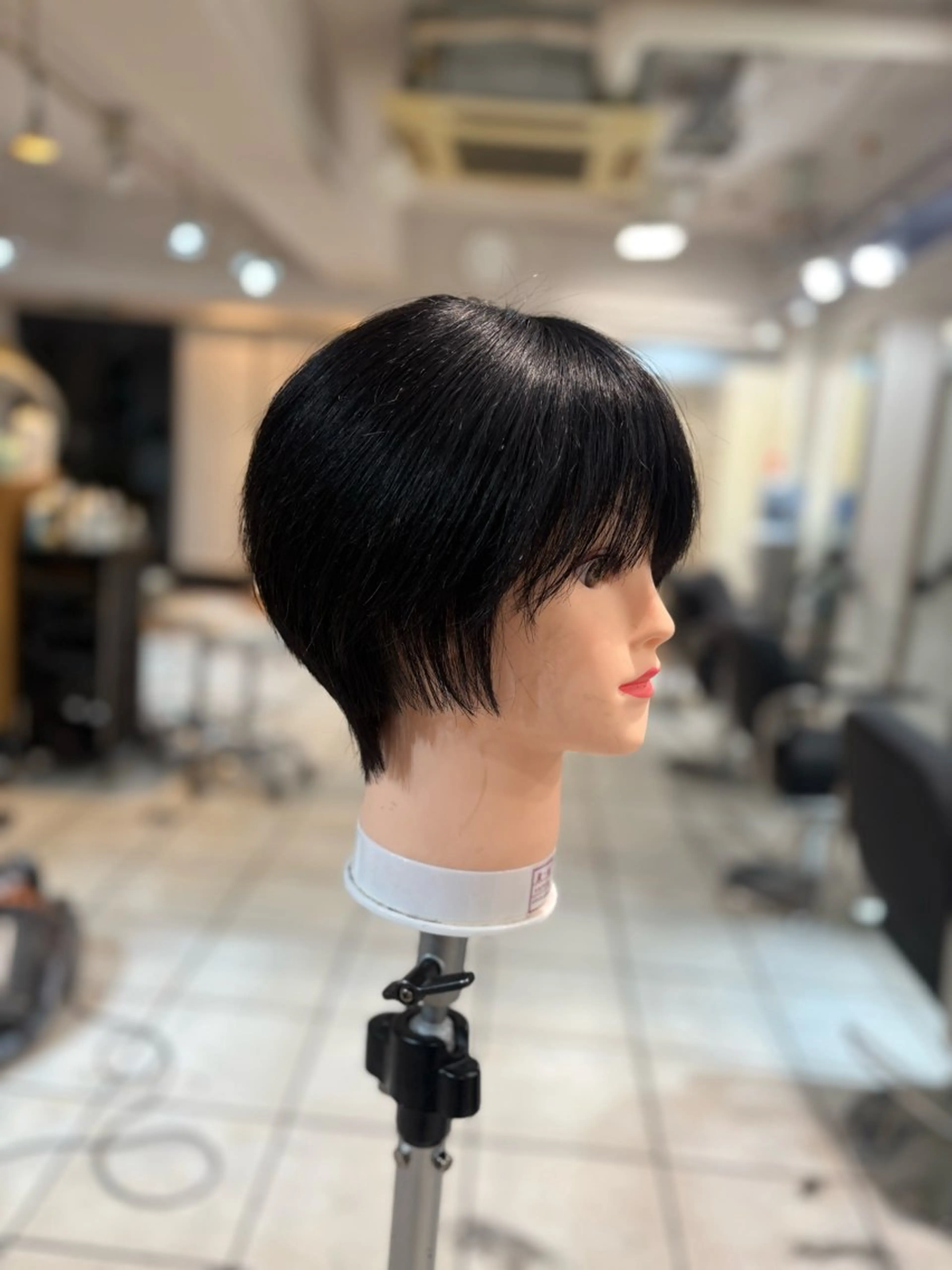 ショート カット insence glue所属・insence glue/小林眞澄のヘアスタイル