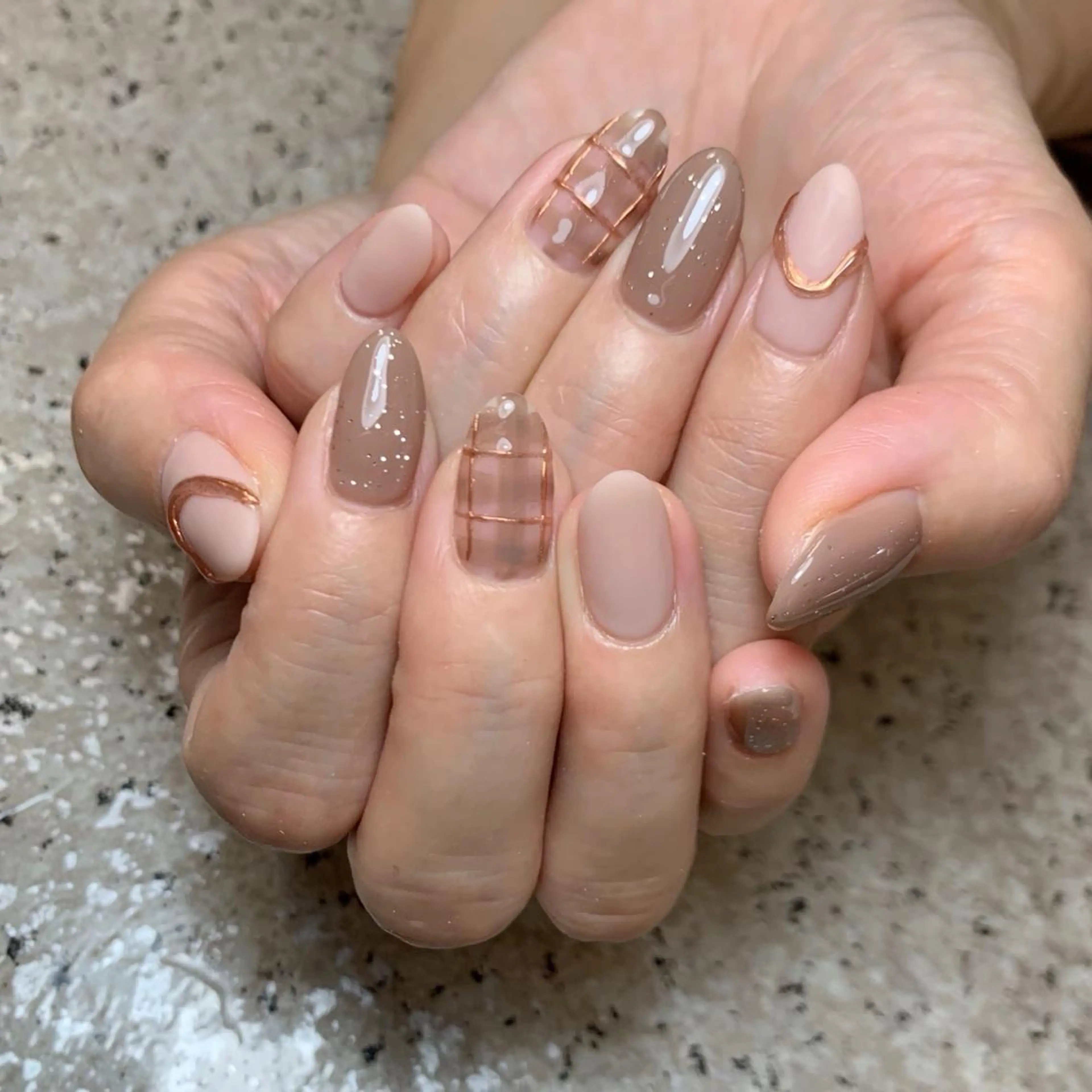 ネイル マットネイル nailsalon maluriのネイルデザイン