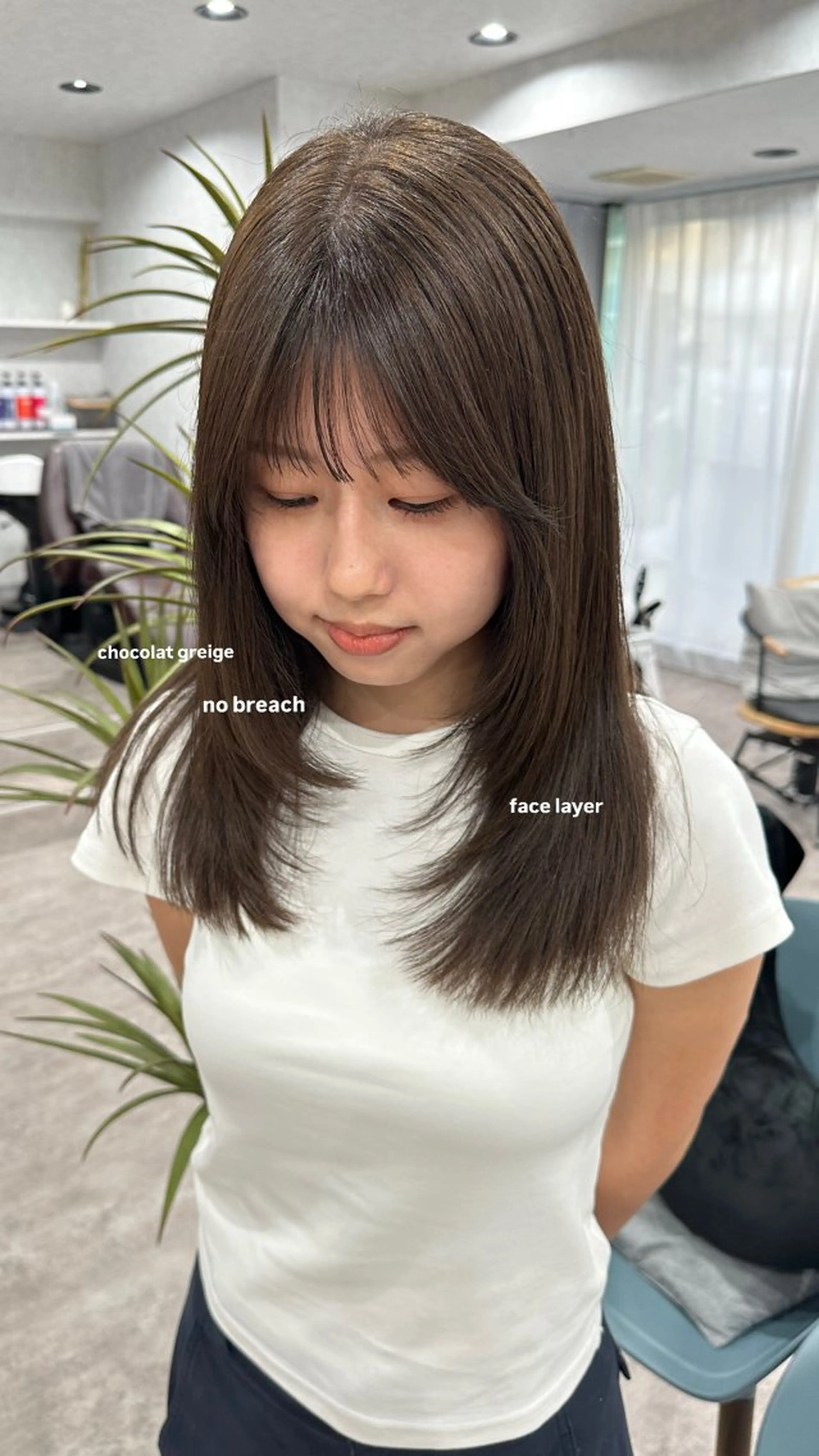 セミロング カラー カット ヘアカラー トリートメント v-lab studio所属・韓国レイヤーカット/ 艶カラー/ noaのヘアスタイル