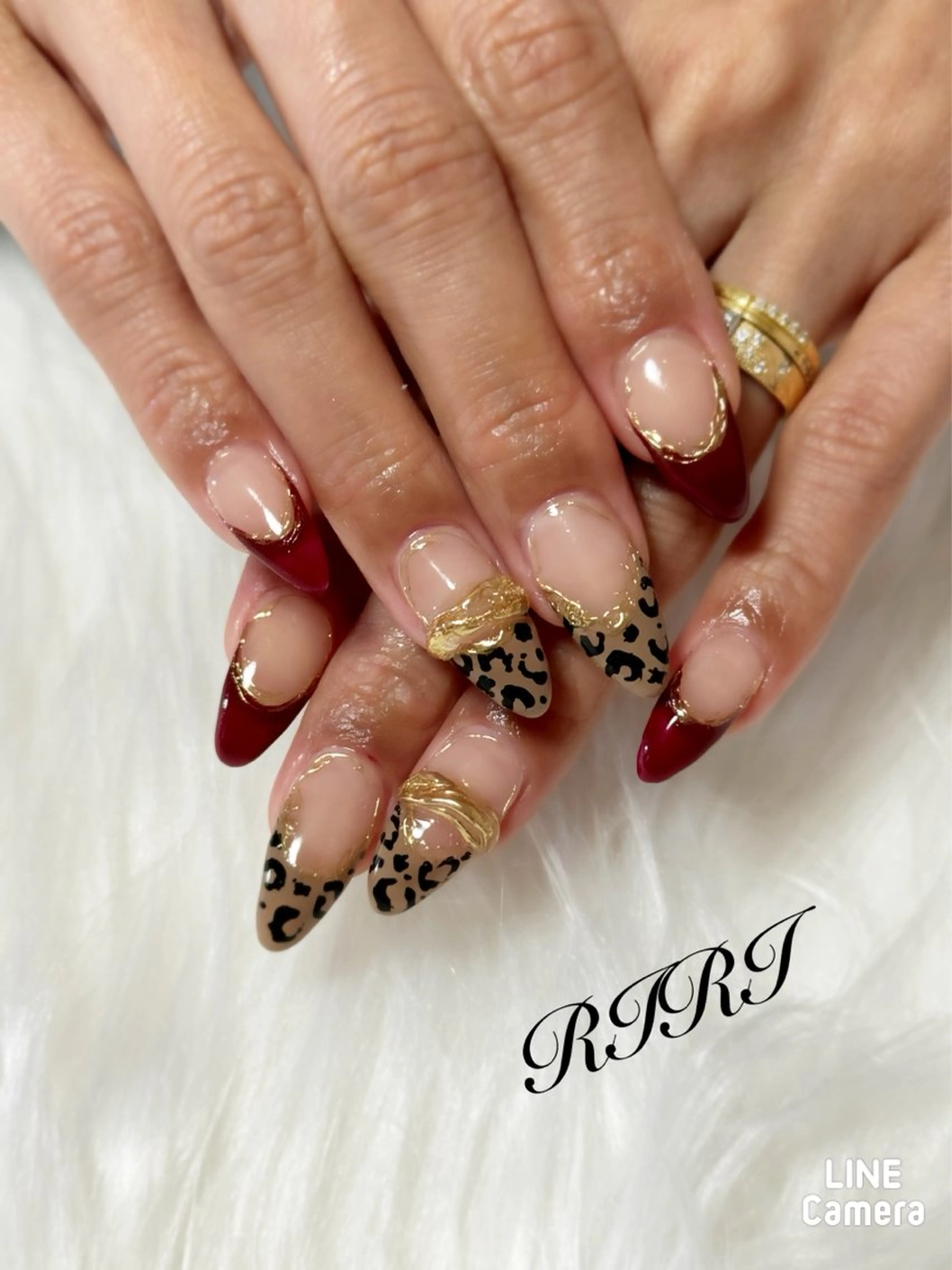 ネイル アニマル柄 ボルドー フレンチネイル ジェルネイル キラキラネイル riri オーナーのネイルデザイン
