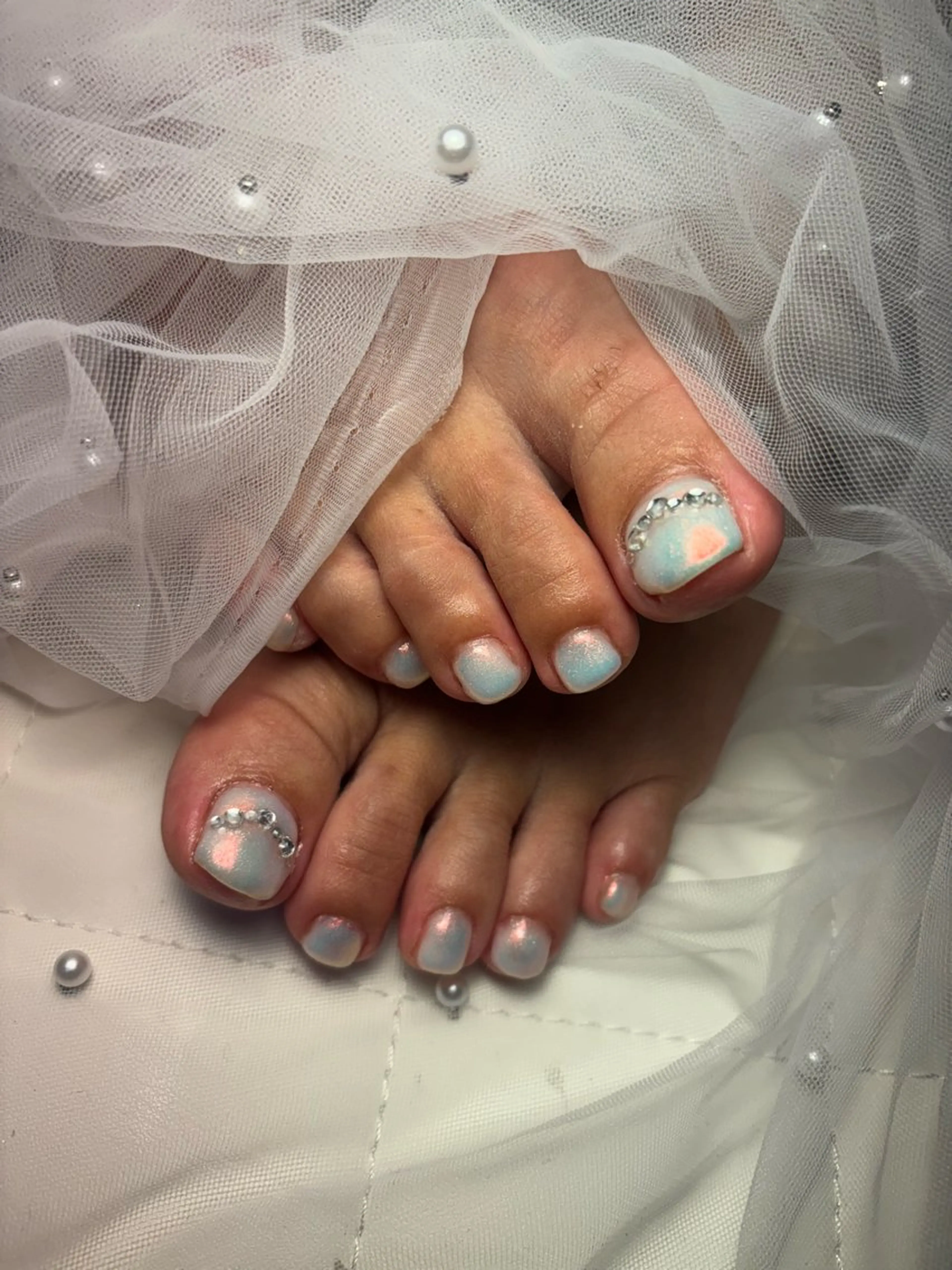 ネイル フラッシュネイル フットネイル フレンチネイル ジェルネイル ガラスフレンチ フットネイル Nail salon Natulalのネイルデザイン