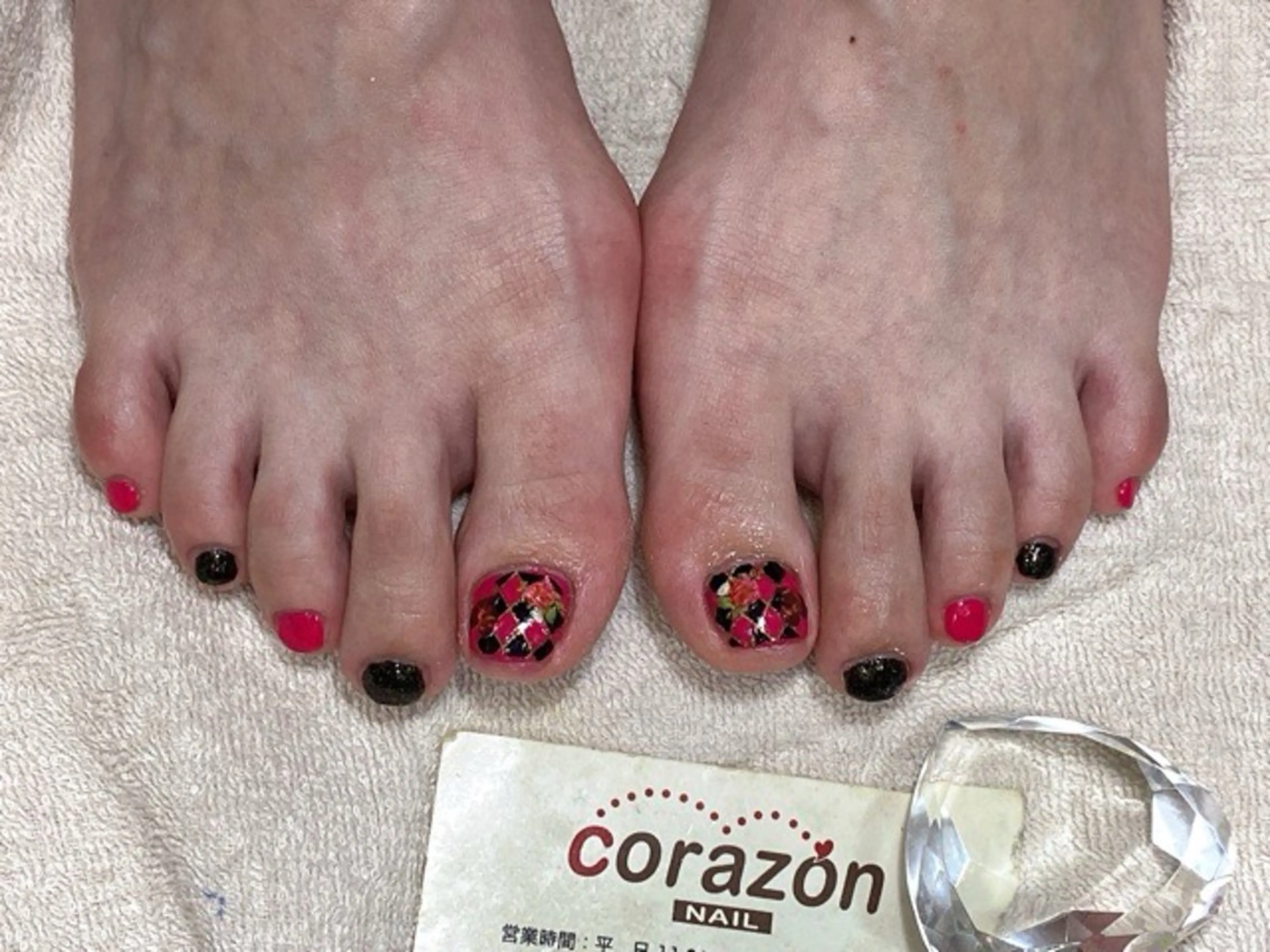 ネイル アートネイル フットネイル ピンク corazon所属・ネイリスト aicoのネイルデザイン
