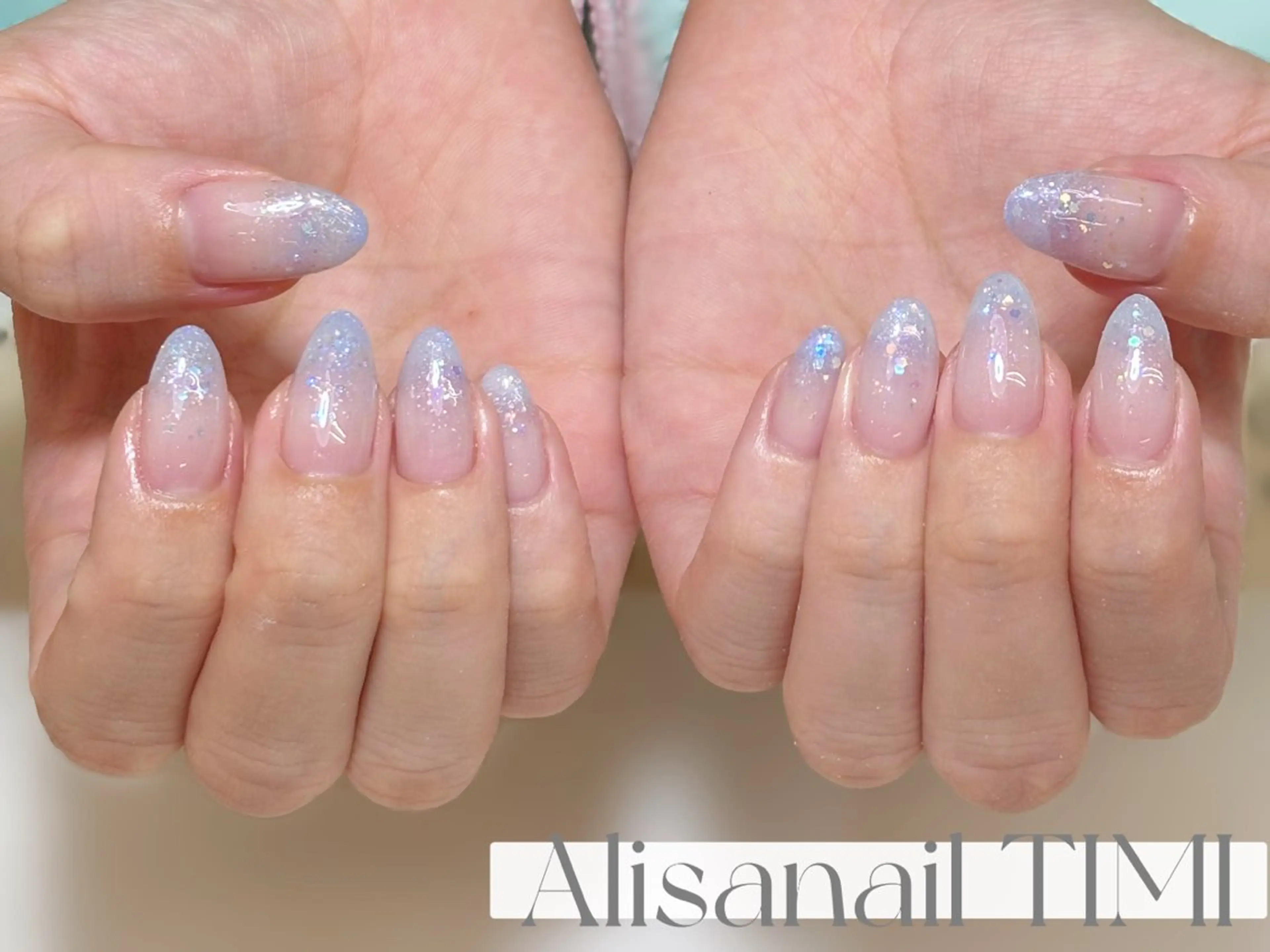 【hand】ラメグラデーション☆オフなしの写真
