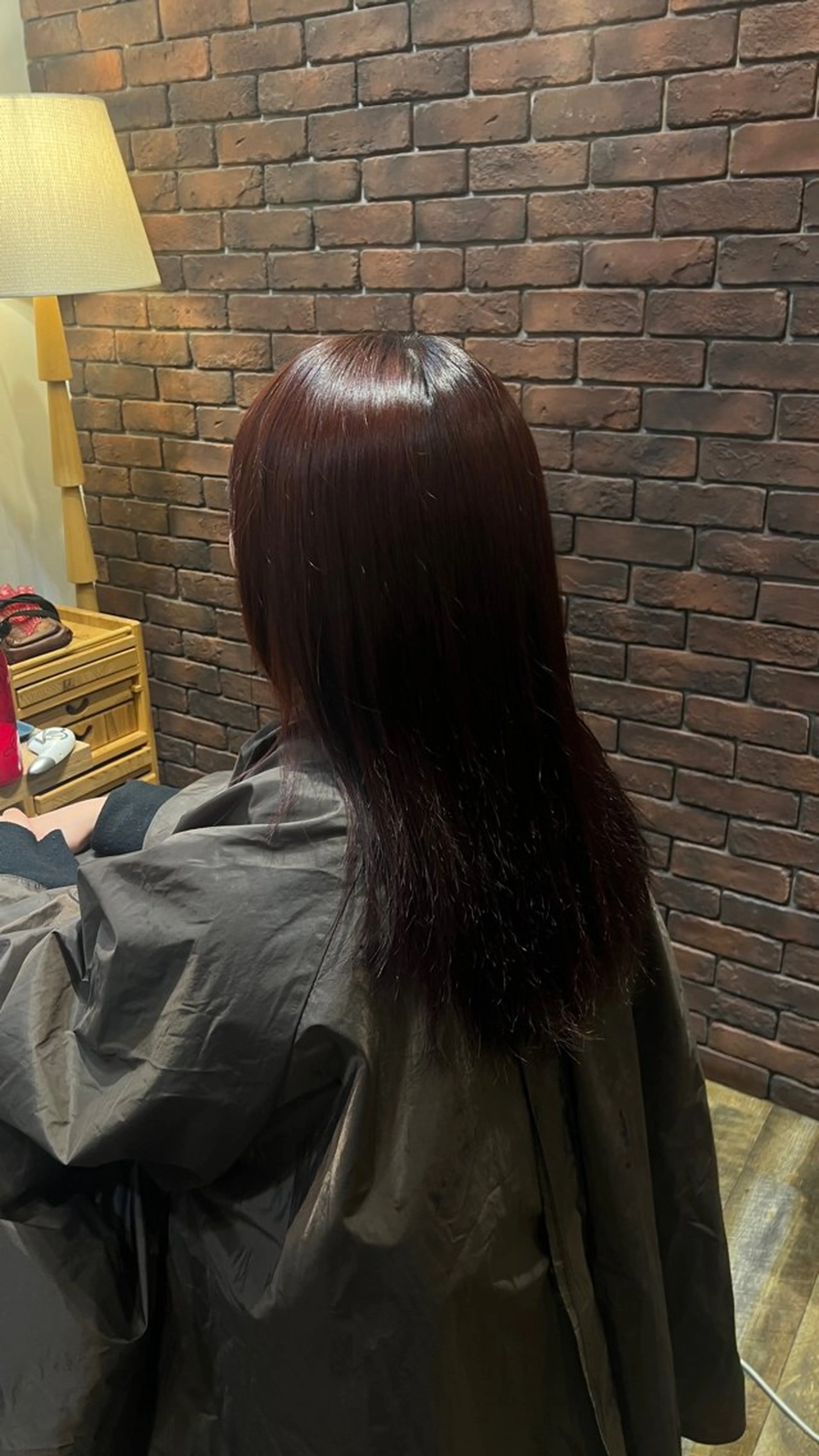 カラー 米山 すずののヘアスタイル