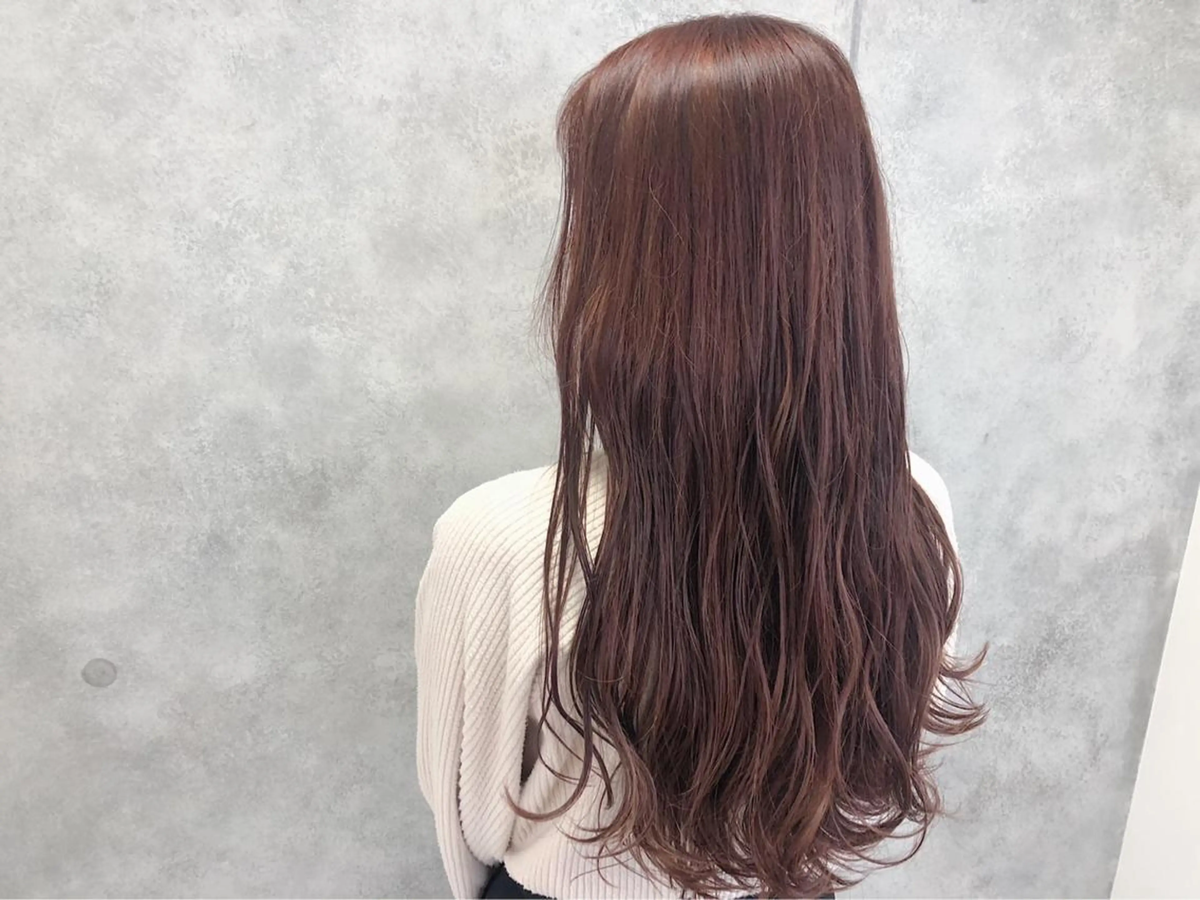 ロング カラー マツエクモデル 安藤裕子の眉毛・アイブロウイメージ