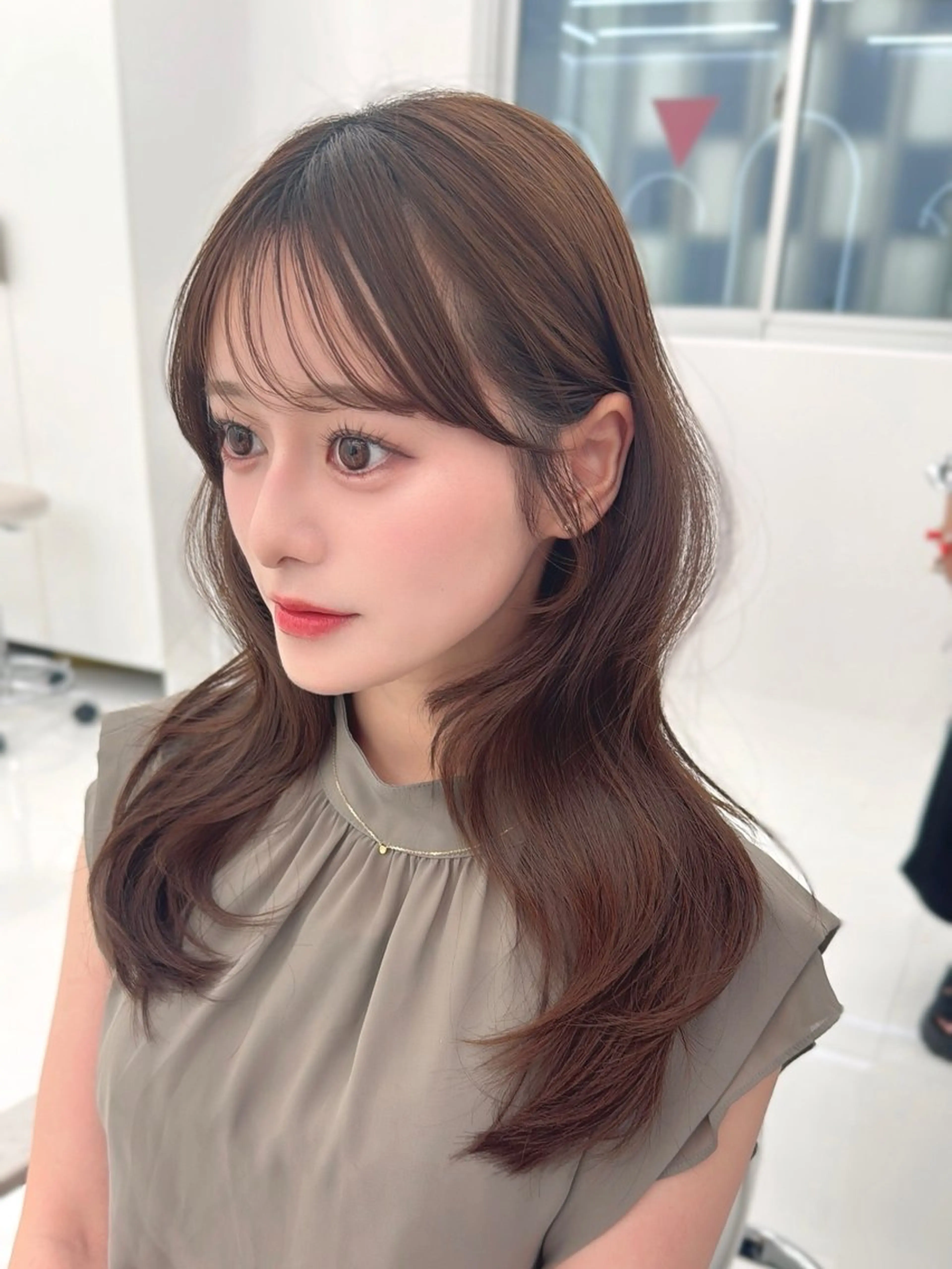ミディアム カット ヘアカラー トリートメント 鈴木 日向 ボブカットのヘアスタイル