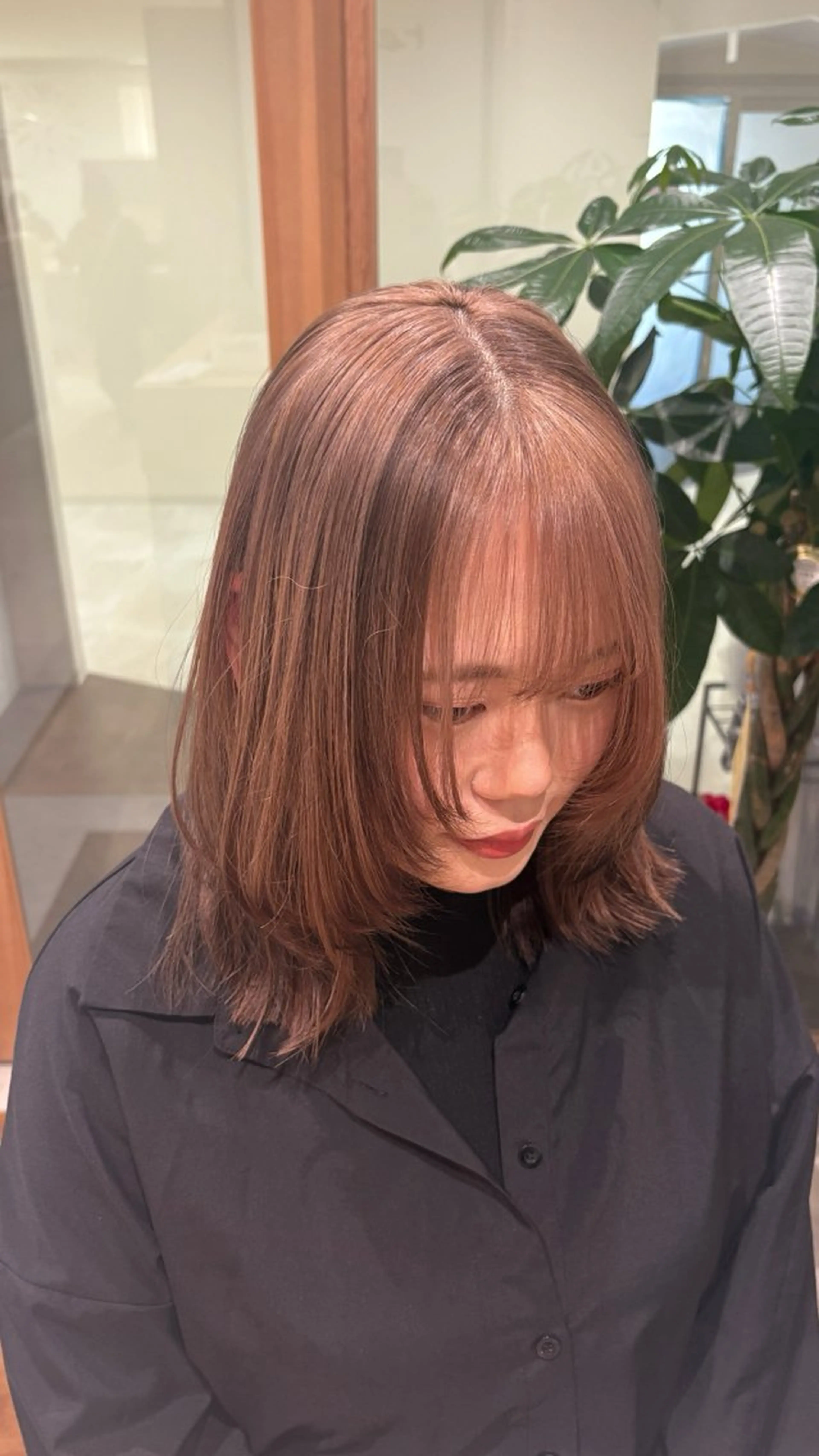 ミディアム カット ヘアカラー 後藤 里穂のヘアスタイル