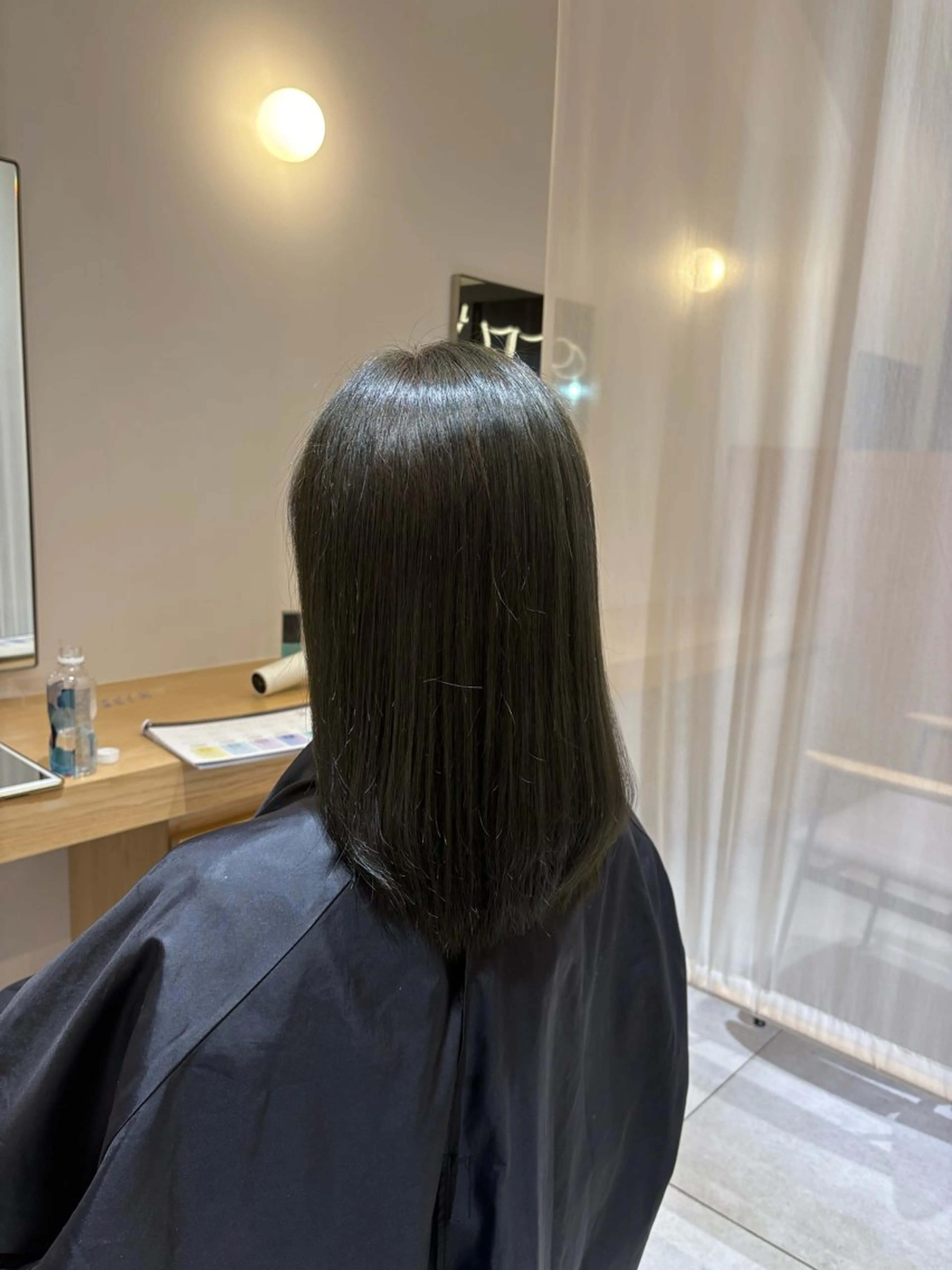 セミロング カラー 植林 奨のヘアスタイル