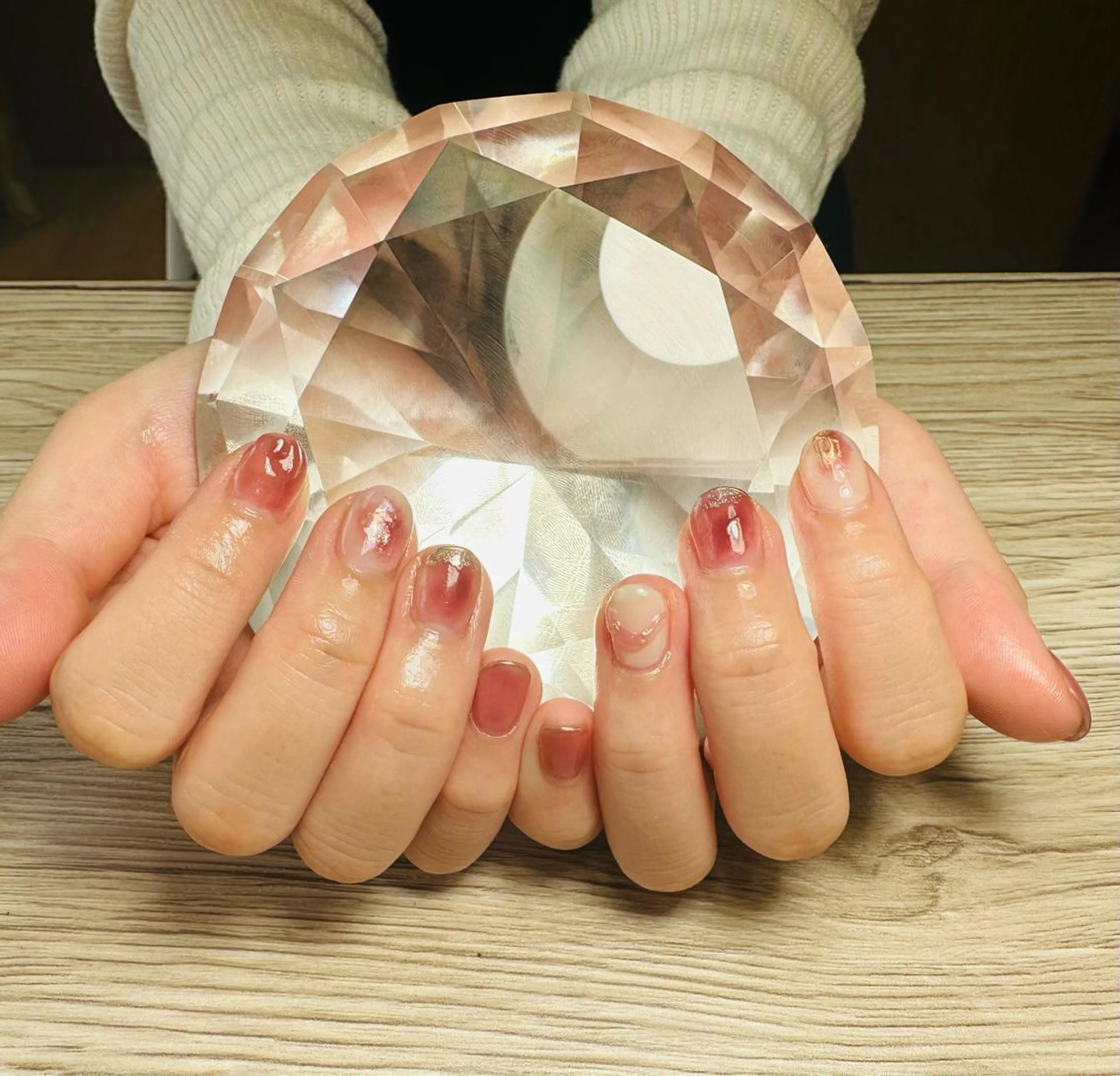 ネイル 卒業式 ハンドネイル akanail .のネイルデザイン