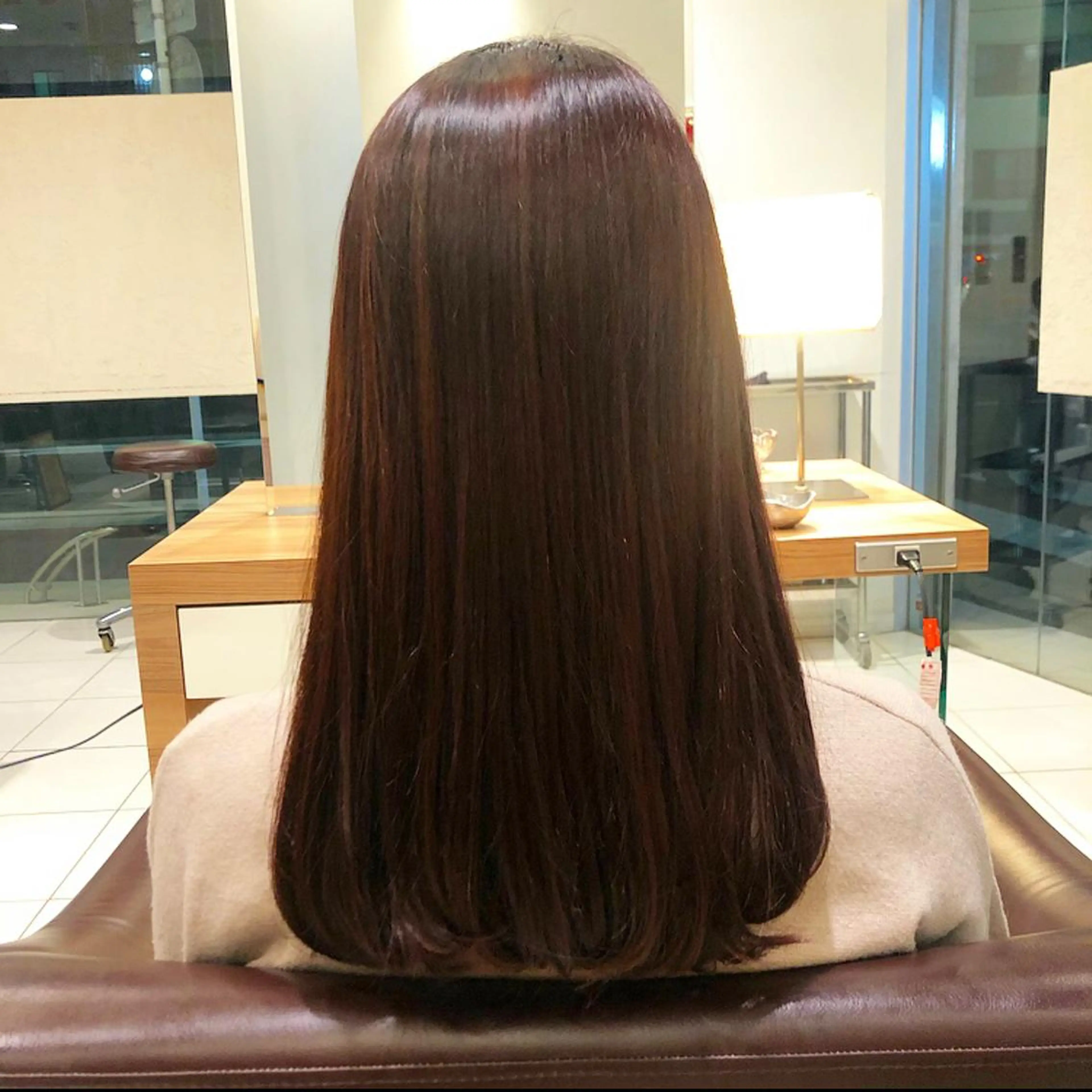 カラー あきば まゆのヘアスタイル