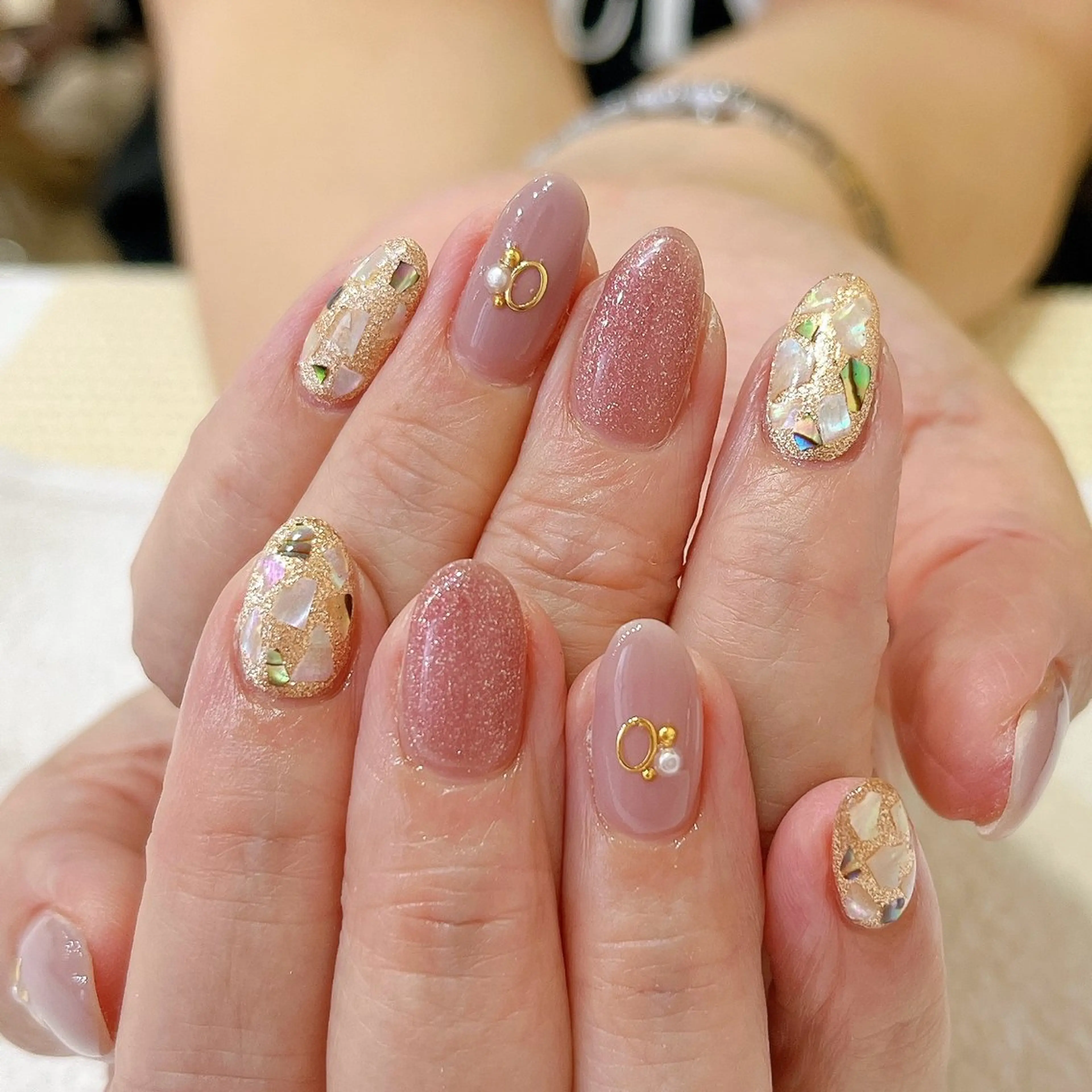 ネイル Ellenail名古屋所属・伊藤 愛のネイルデザイン