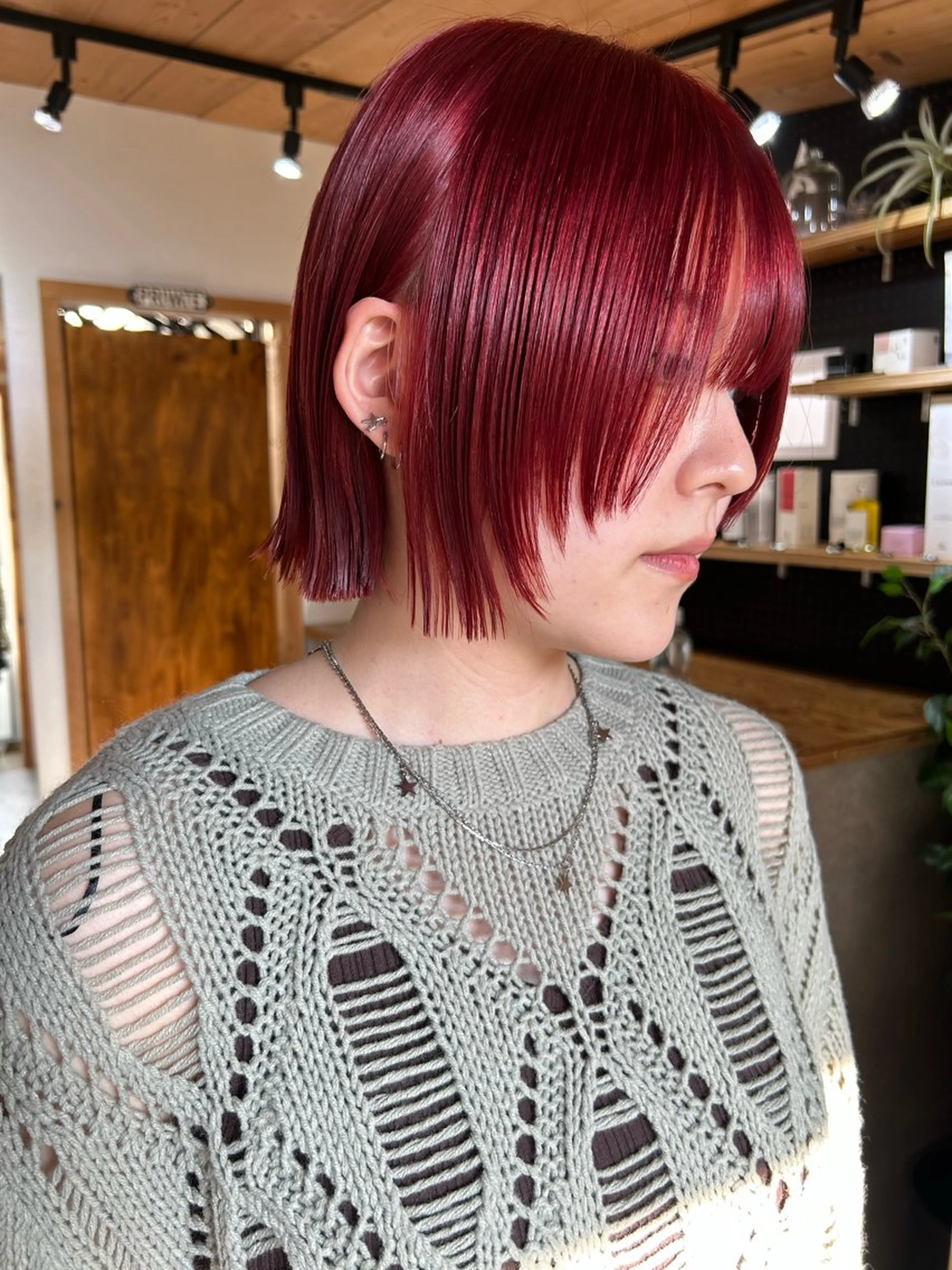 ショート カラー メンズ レッドカラー カット ヘアカラー トリートメント 🧸艶々韓国ヘア 🧁mizunaのヘアスタイル