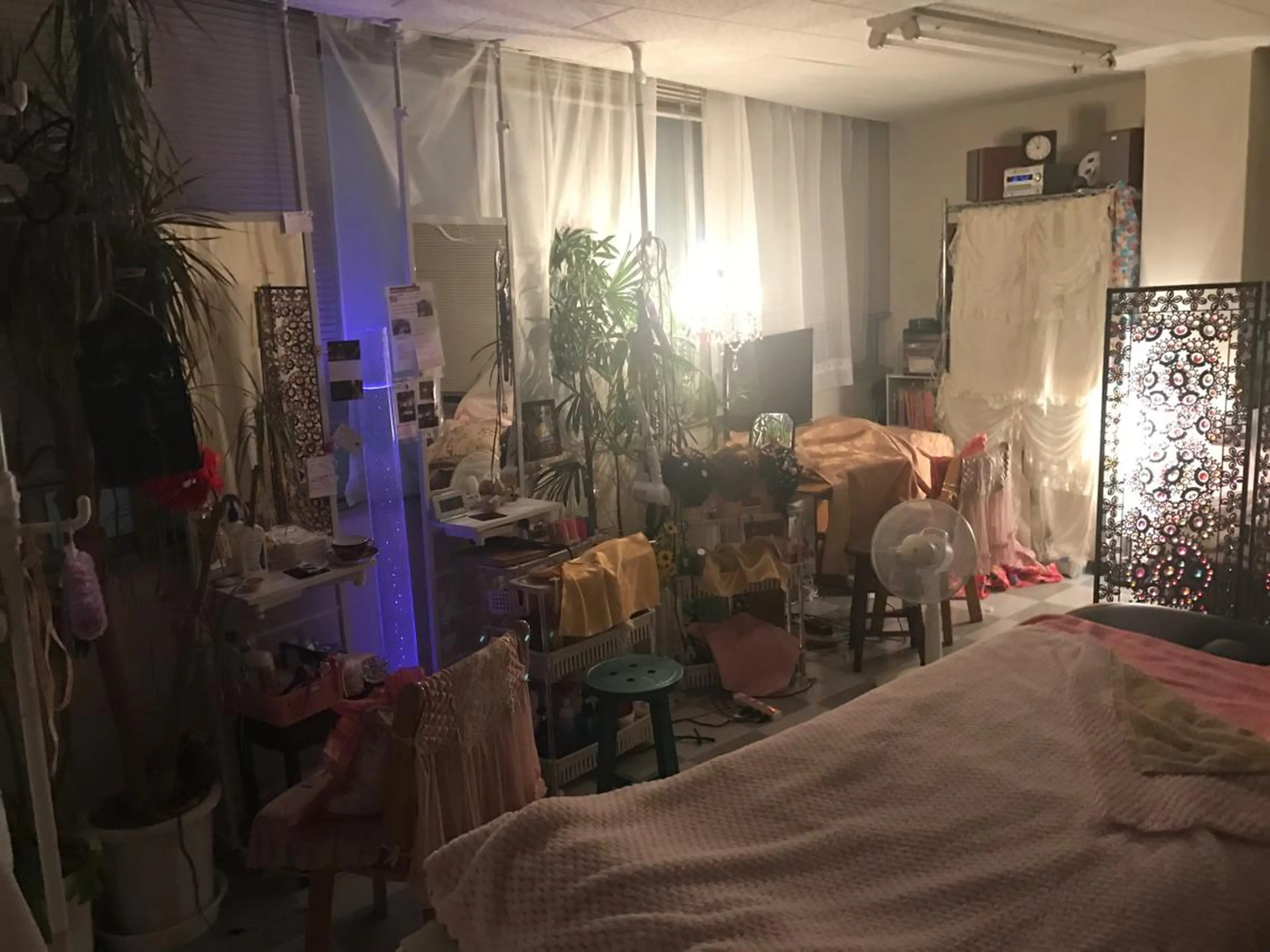 ミディアム カラー パーマ ヘアアレンジ メンズ キッズ ネイル マツエク・マツパ 銀河 ティンガーラのヘアスタイル