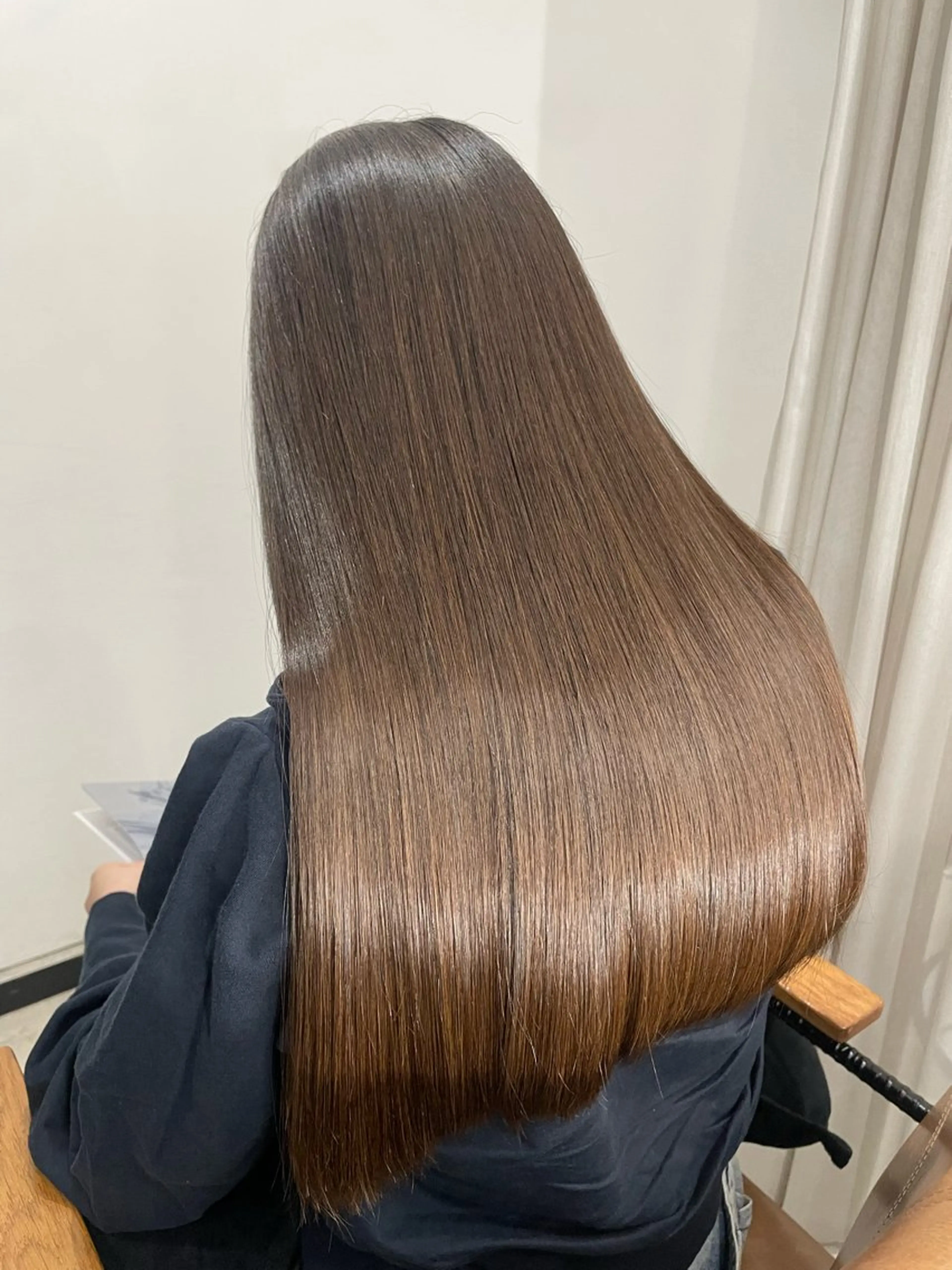🦋韓国美髪ストレート🦋【四季診断付き】カット＋カラー＋縮毛矯正＋髪質改善の写真