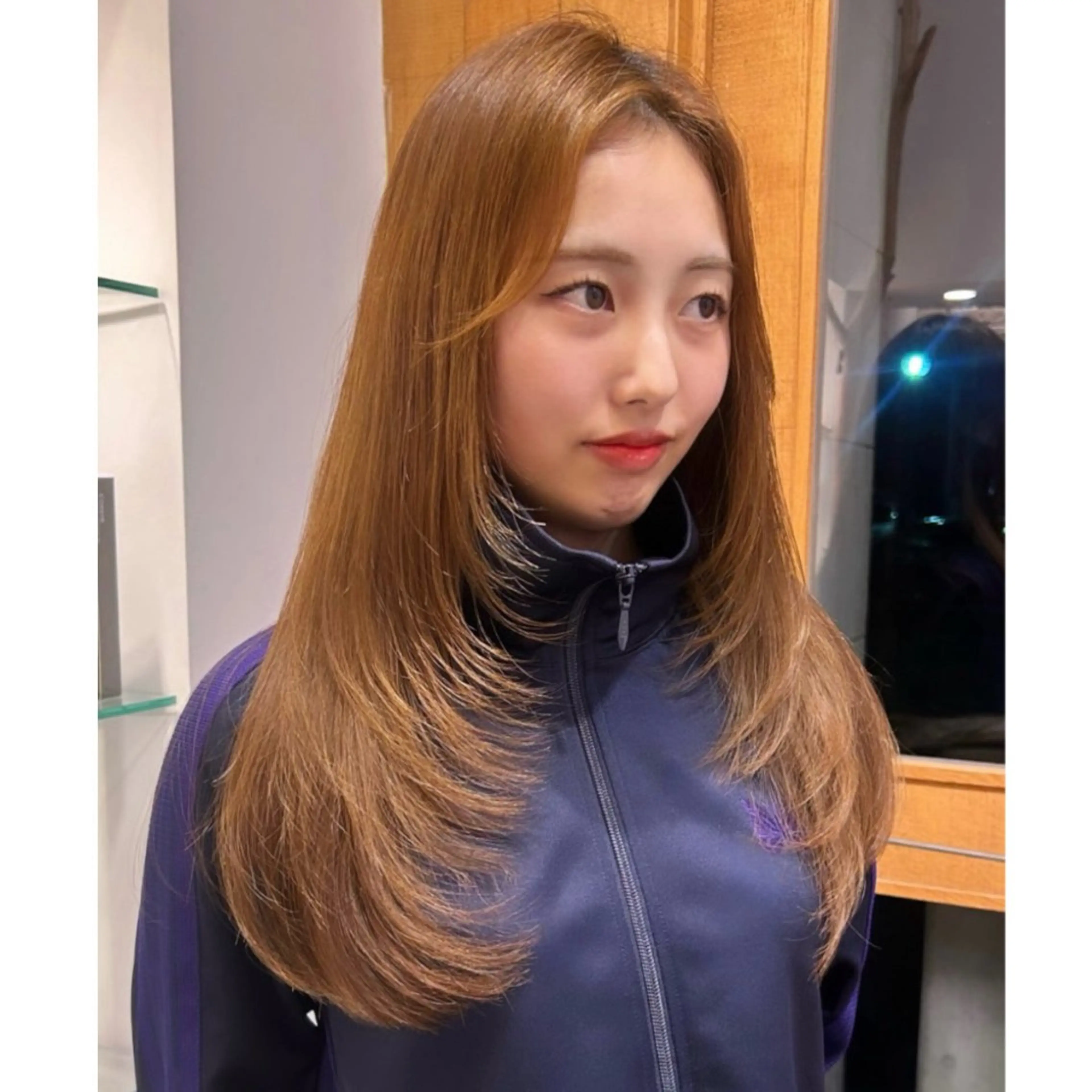 ロング カット mi yuのヘアスタイル