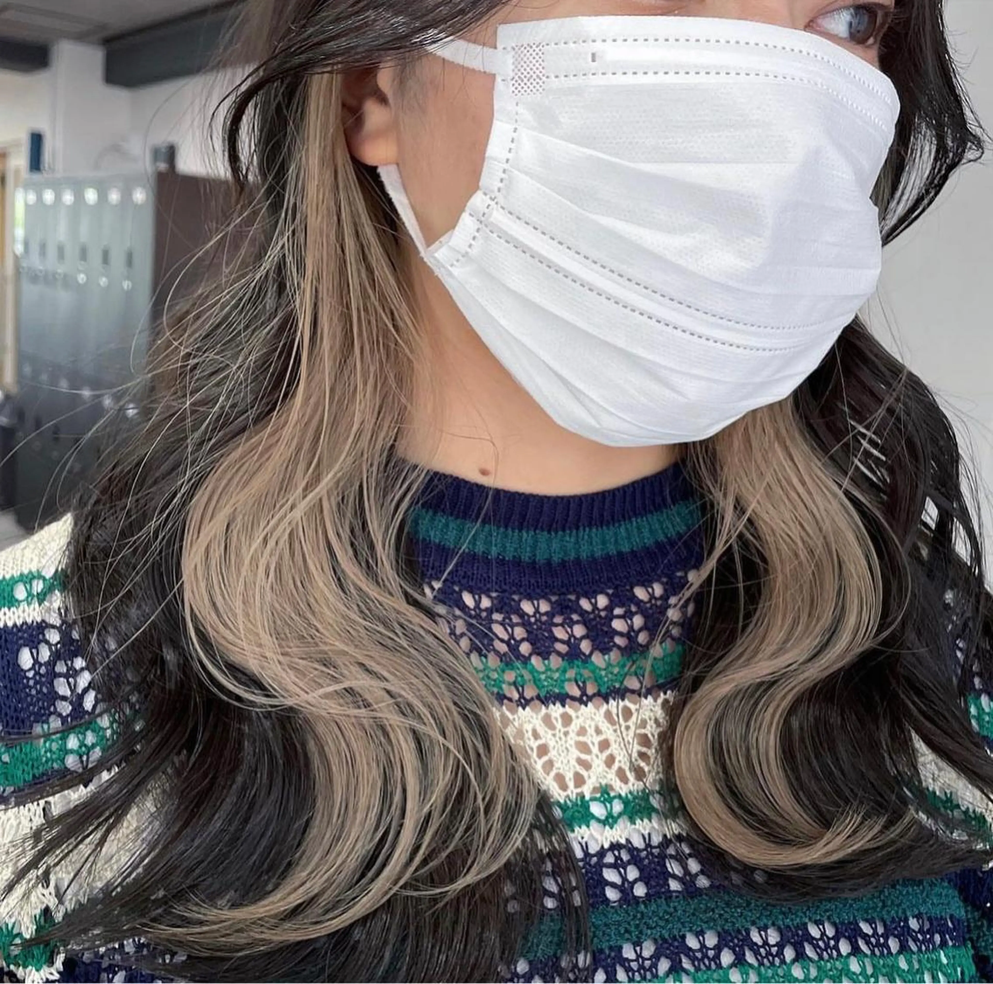 カラー ヘアカラー トリートメント ハイトーンイヤリング カラー清水隆央のヘアスタイル