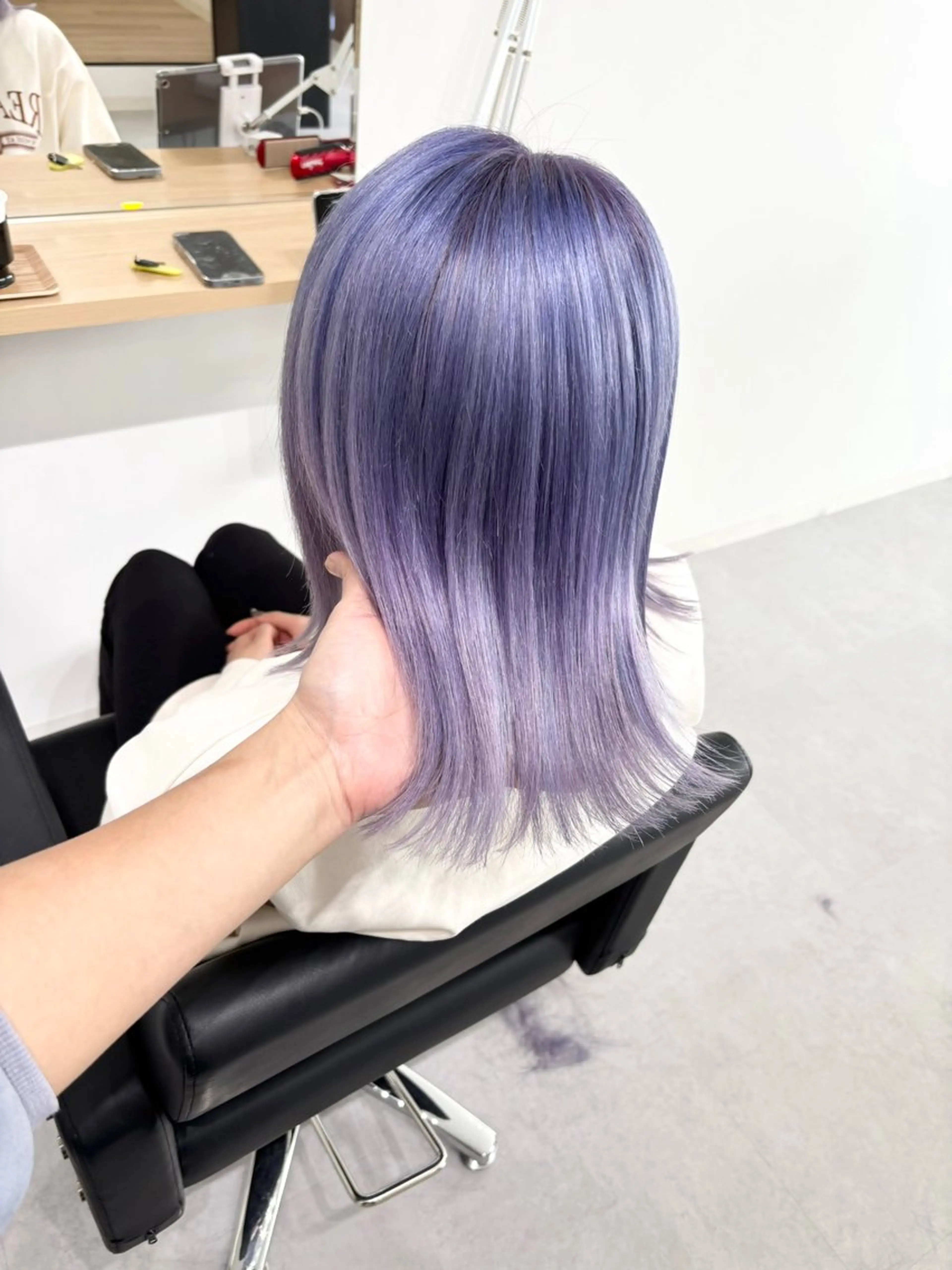 ミディアム LAFRE （ラフリ）所属・ケアブリーチ 黒瀬有汰のヘアスタイル