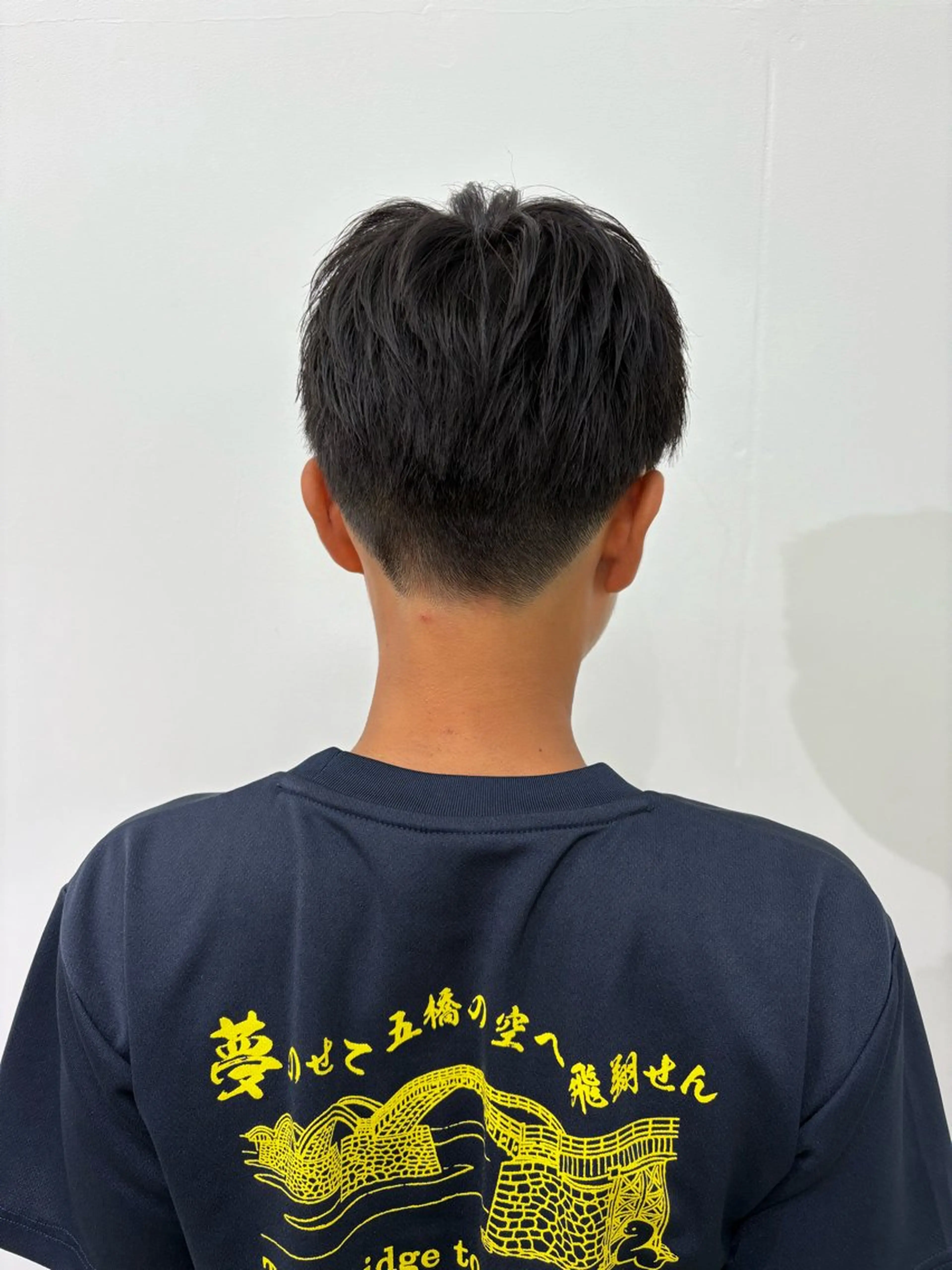 メンズ 透明感カラー🫧 ミクのヘアスタイル