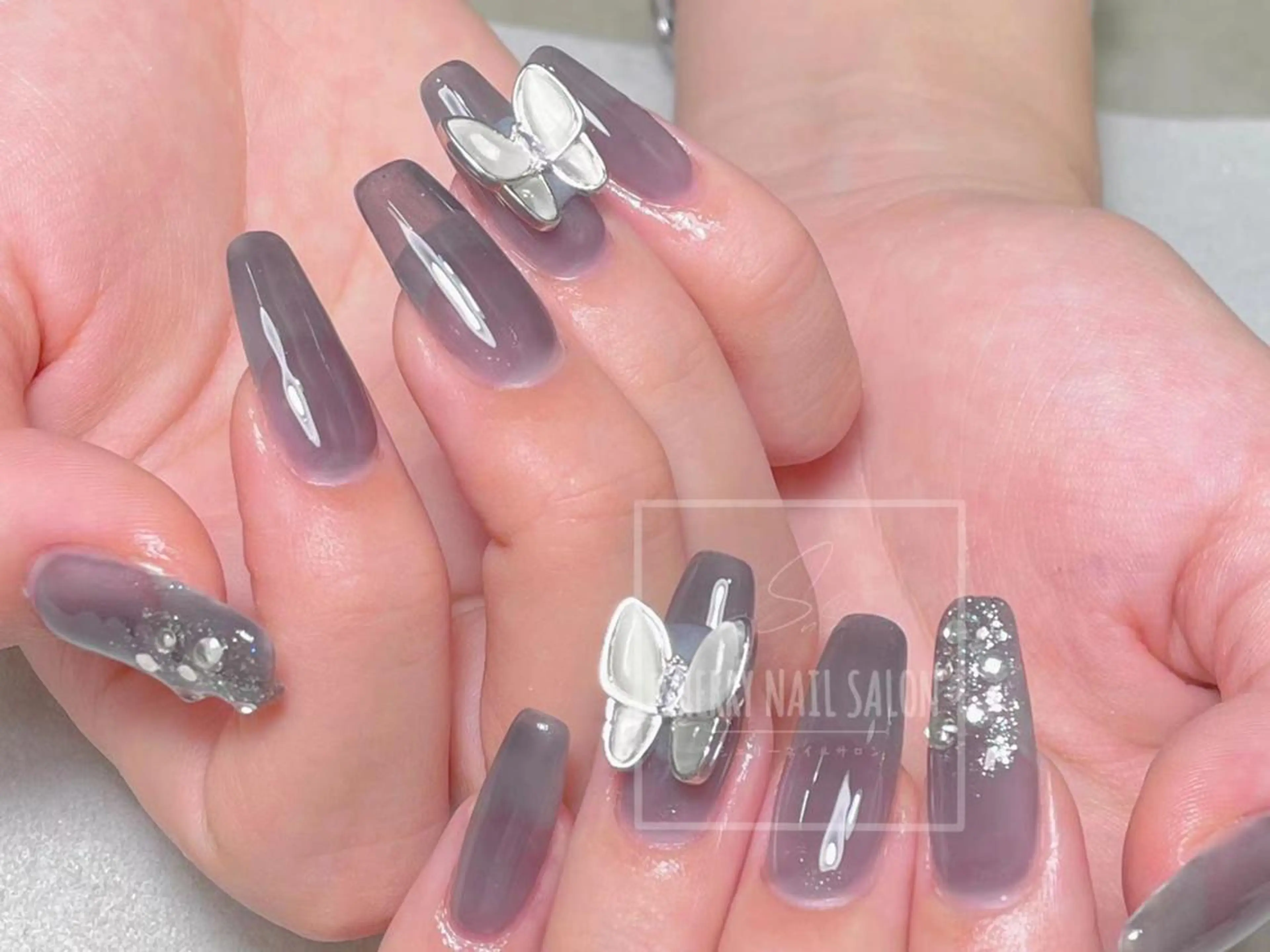 ネイル moe自宅ネイルサロン所属・萌 自宅ネイルサロンのネイルデザイン