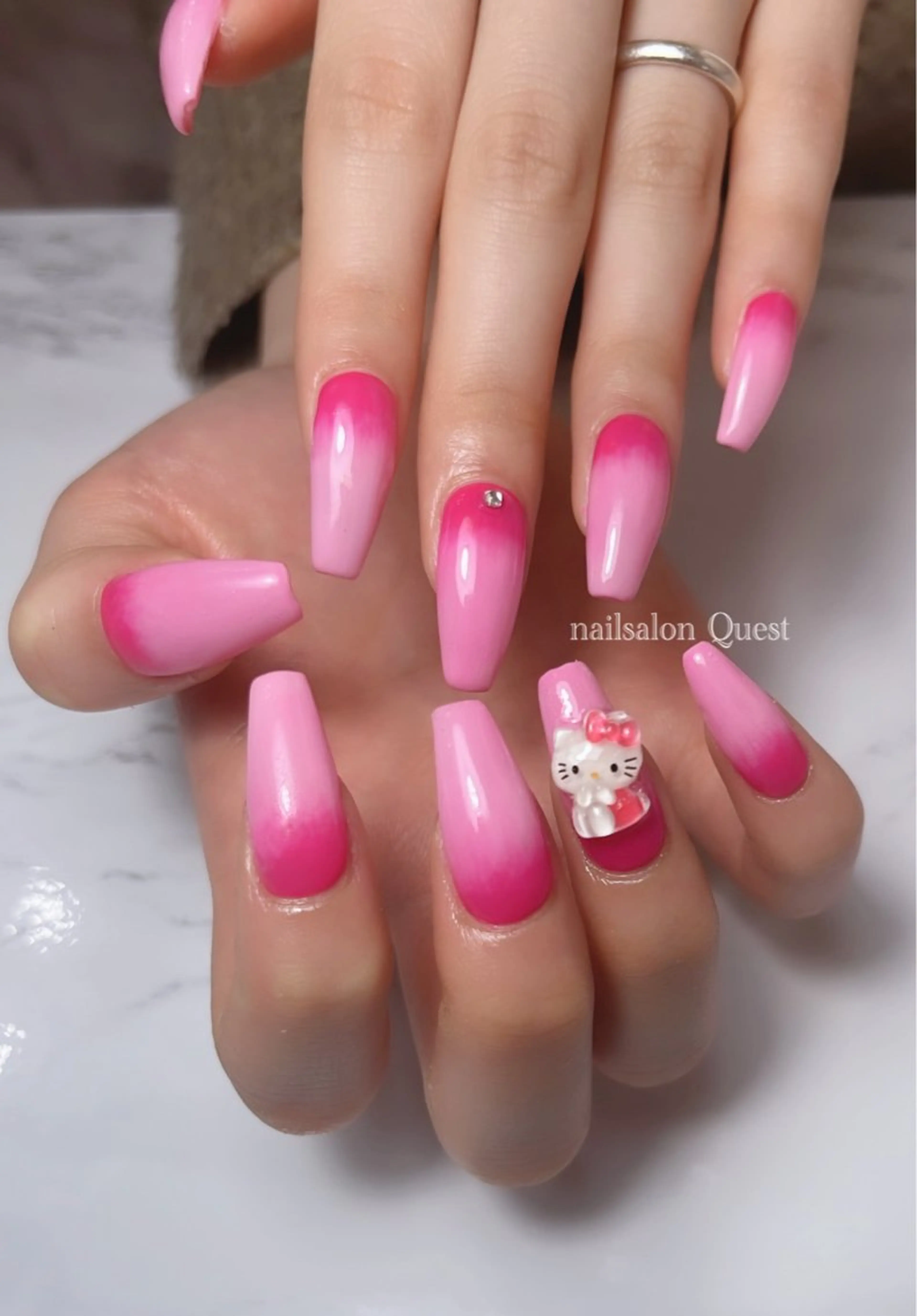 ネイル ハンドネイル nailsalon Questのネイルデザイン