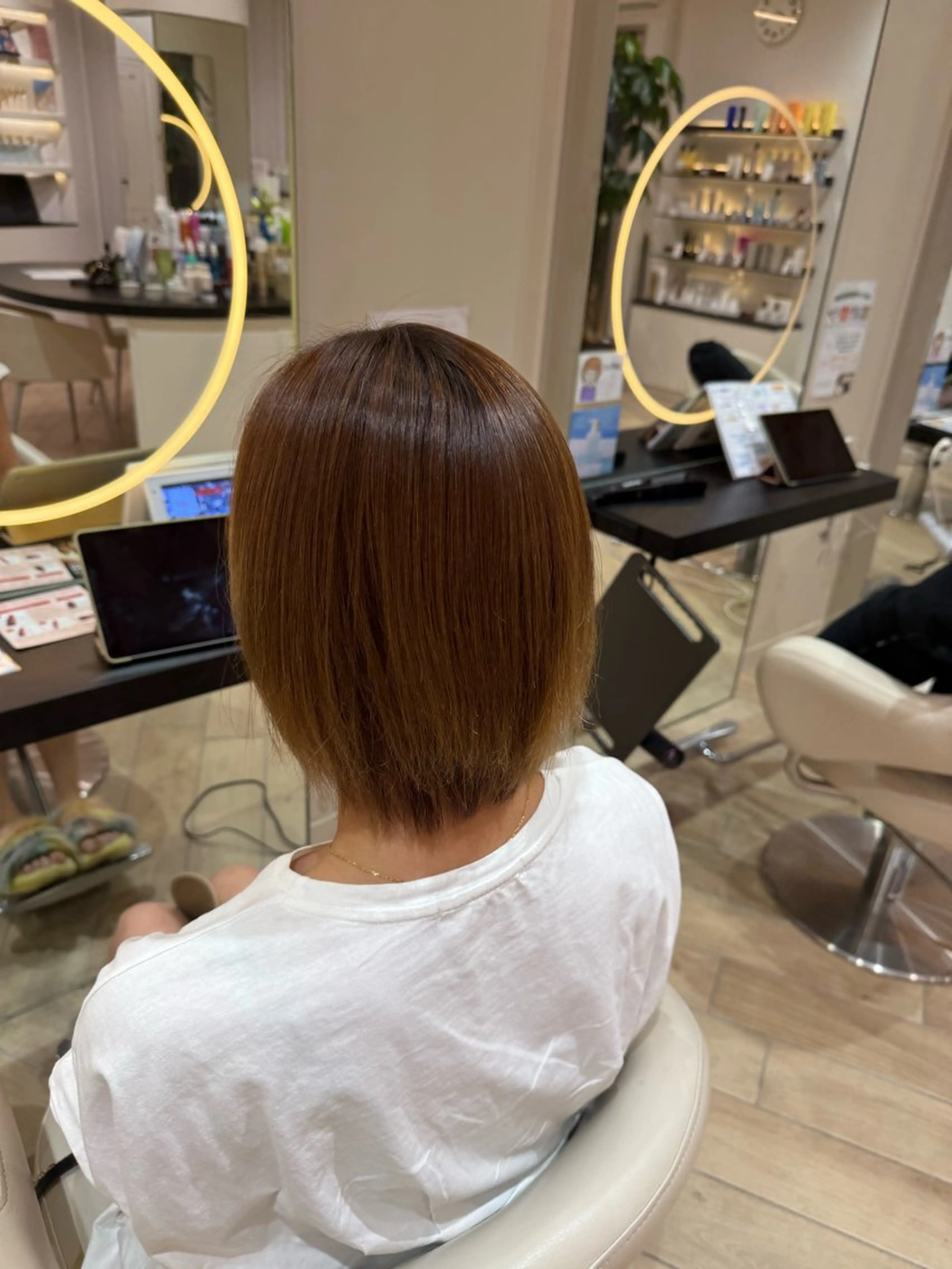 ショート 縮毛矯正 トリートメント 艶髪/似合わせカラー ️🫧りの️🫧のヘアスタイル