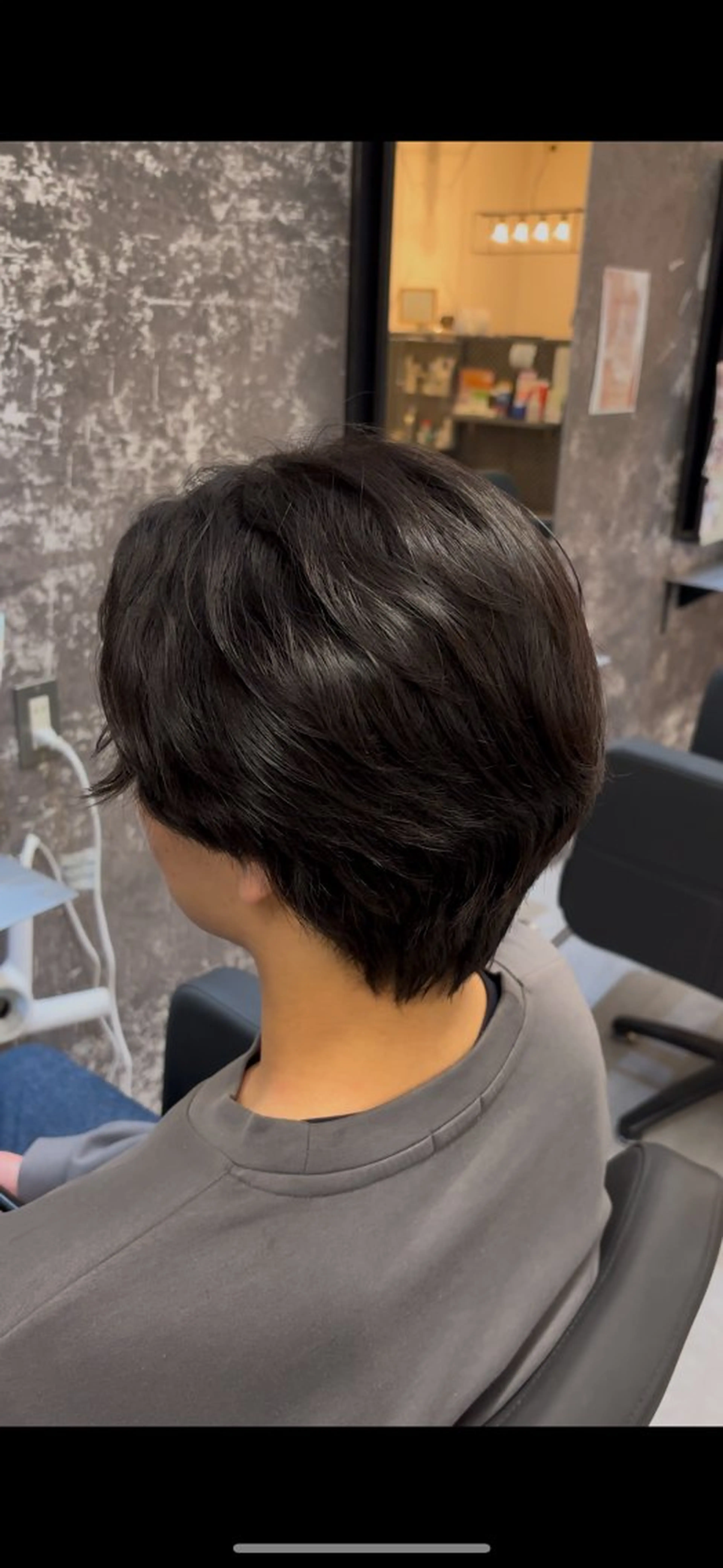 ショート レイヤーカット🫧艶 カラー/LILICAのヘアスタイル