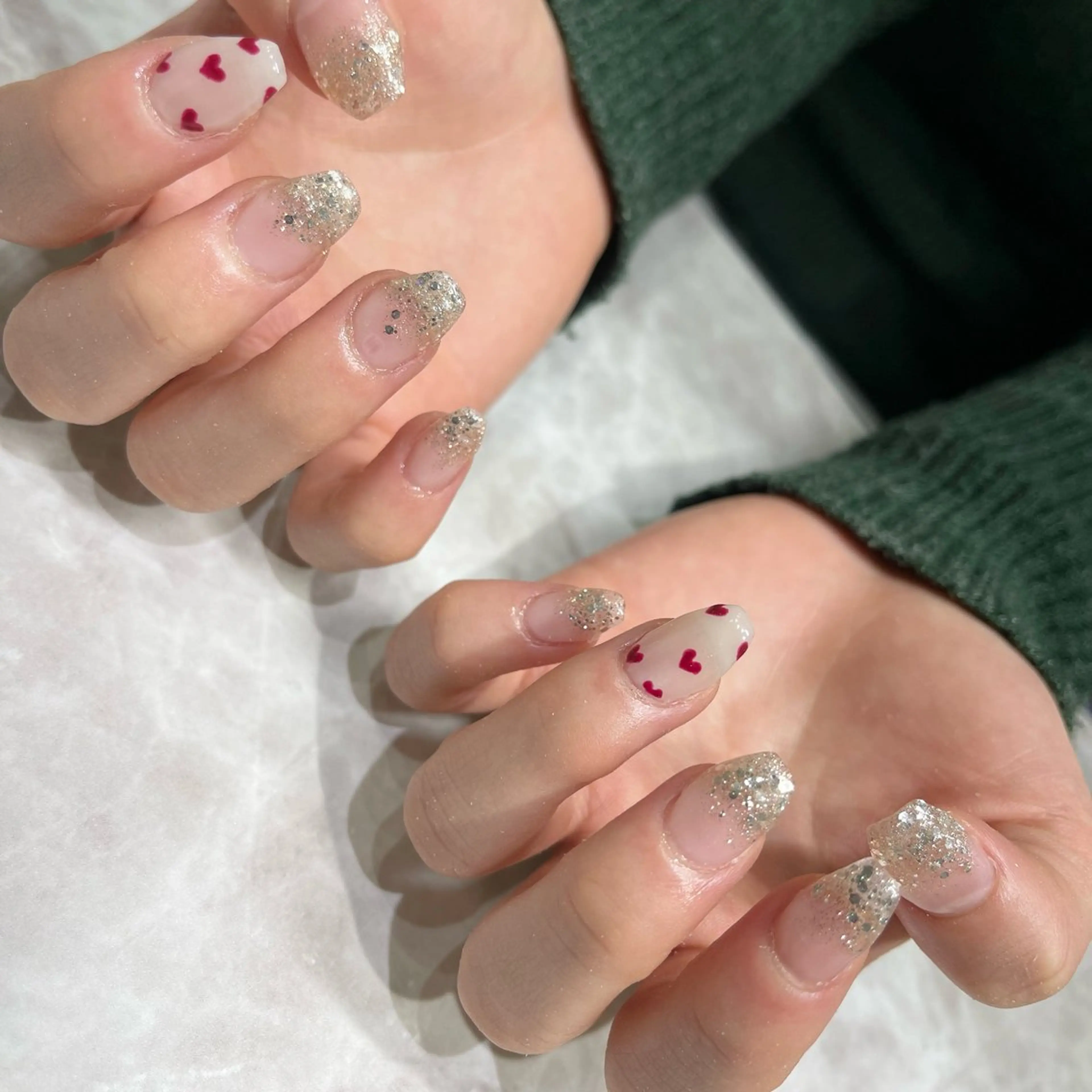 ネイル アートネイル ジェルネイル ハート PlusOnenailsalon所属・粕屋ネイル＆耳つぼ 🫧Natsumiのネイルデザイン