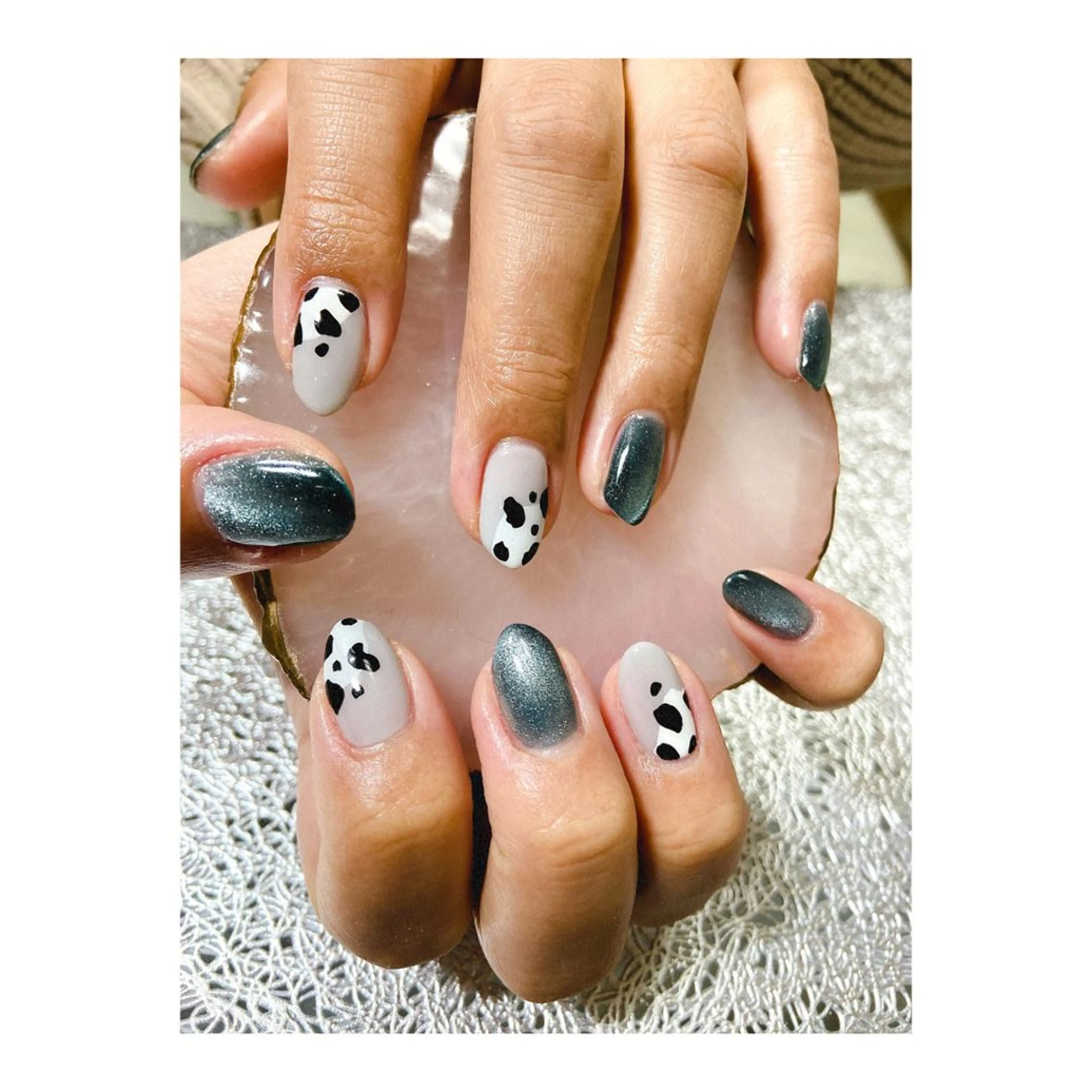ネイル ハンドネイル フットネイル Lokahi NAILのネイルデザイン